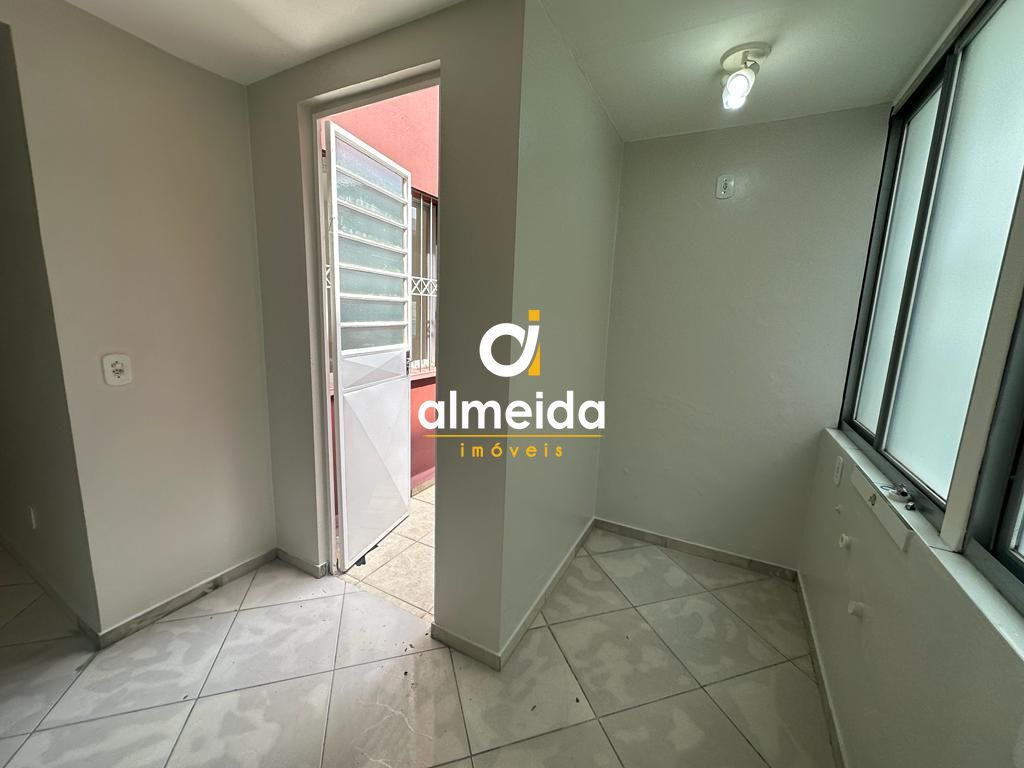 Apartamento à venda com 2 quartos, 61m² - Foto 16