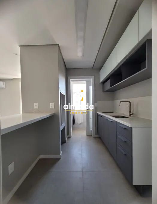 Apartamento semimobiliado santa maria próximo basilica da me