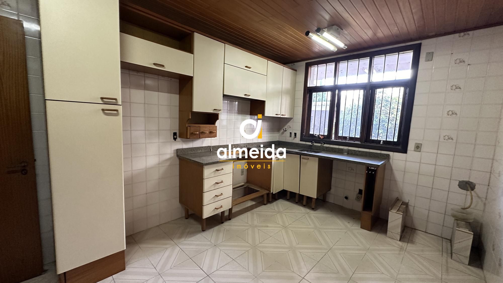 Casa, 3 quartos, 257 m² - Foto 24