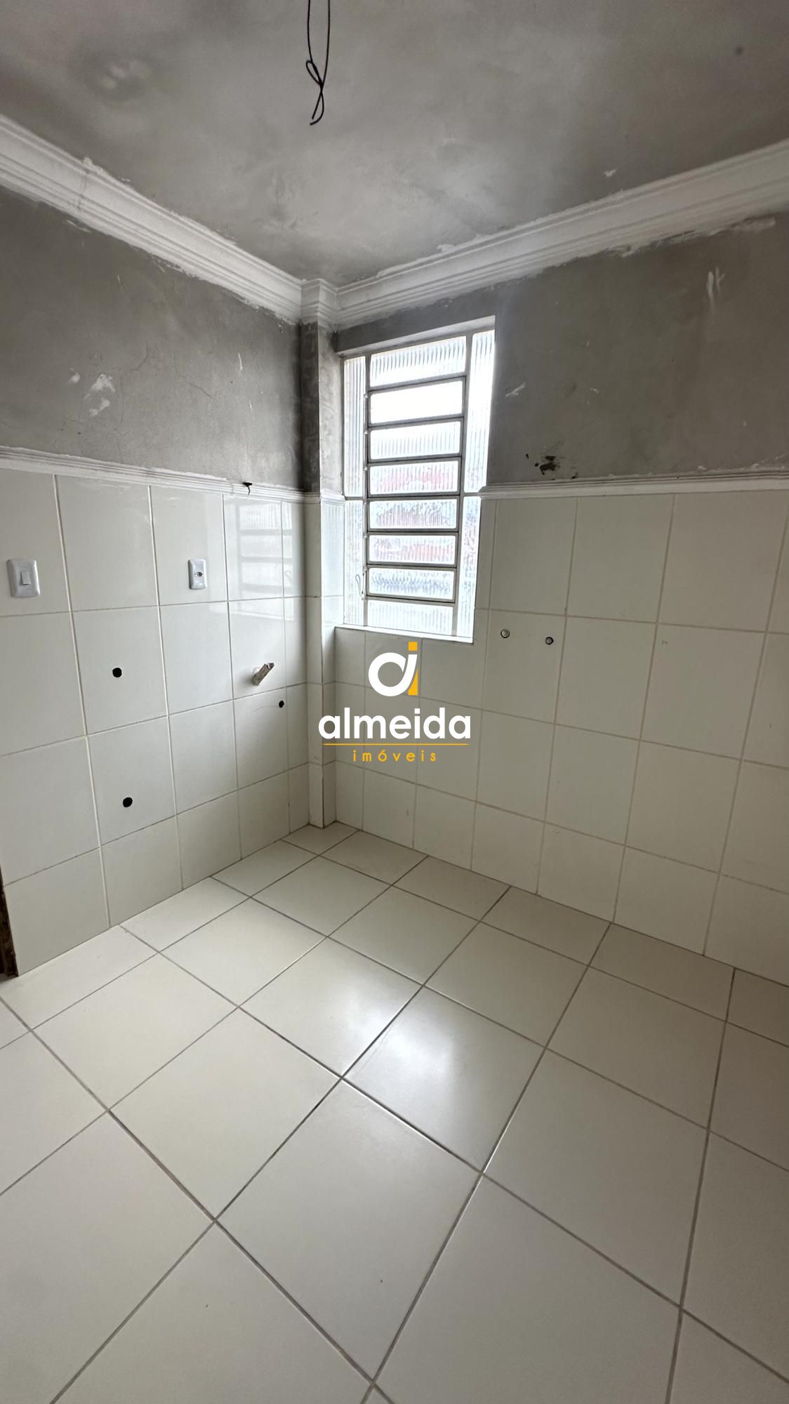 Casa Comercial à venda com 8 quartos, 500m² - Foto 32