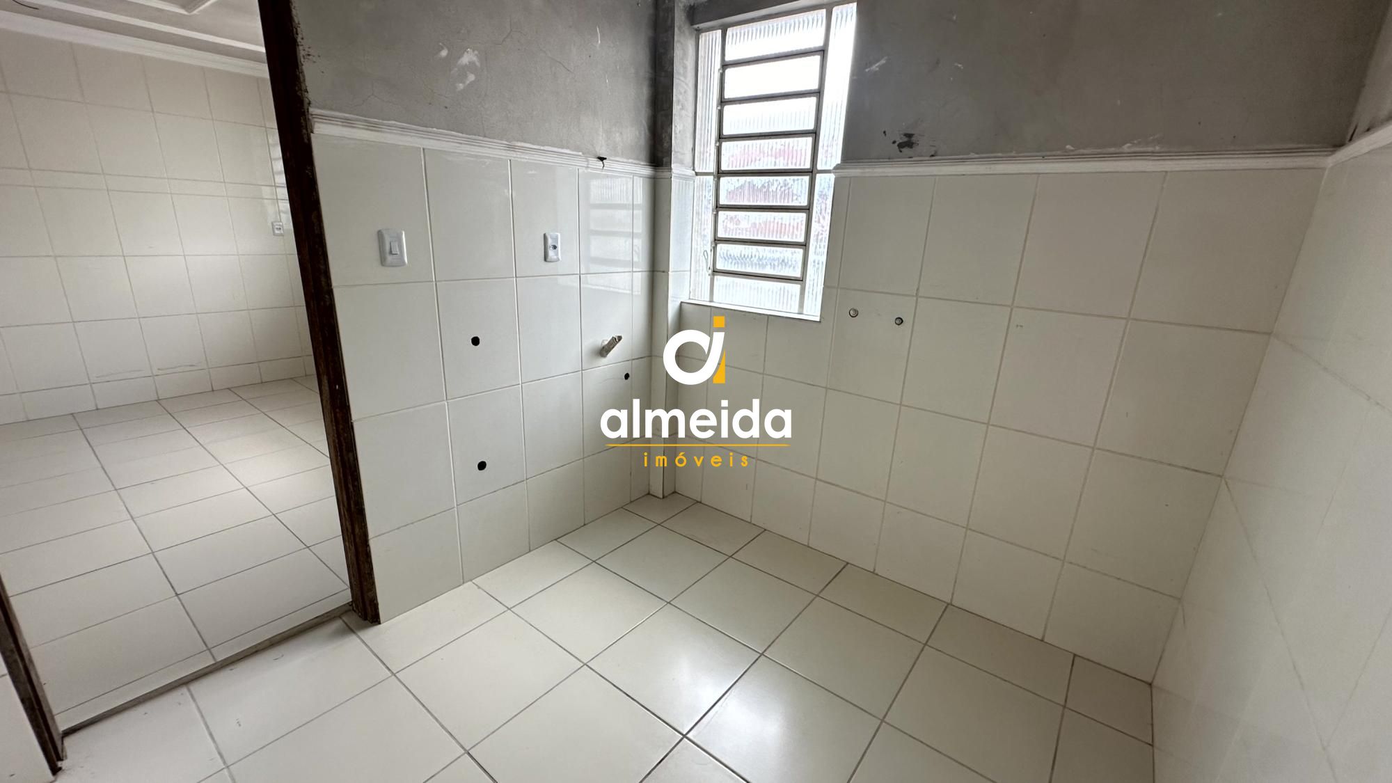 Casa Comercial à venda com 8 quartos, 500m² - Foto 31