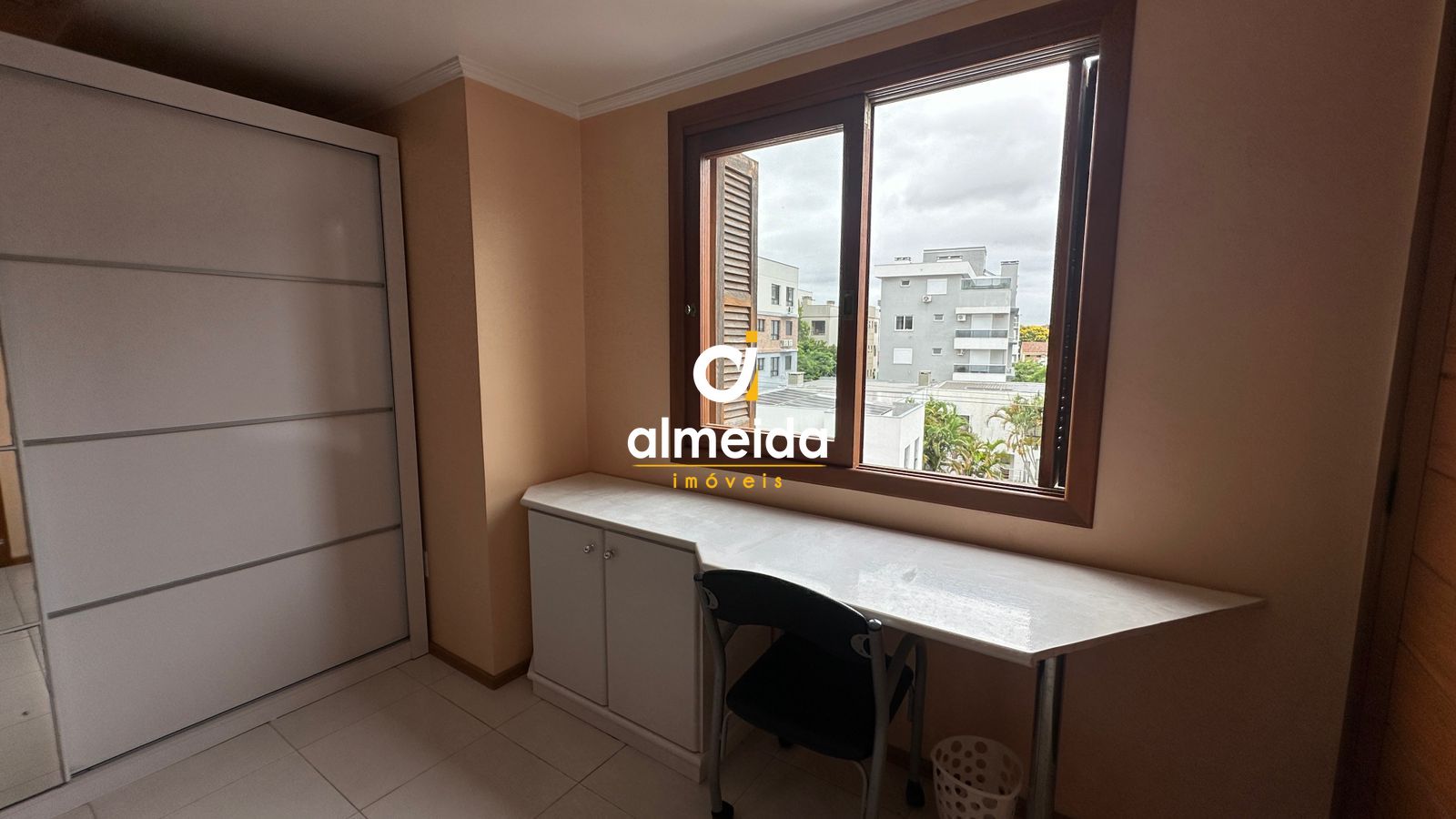 Apartamento à venda com 3 quartos, 99m² - Foto 35