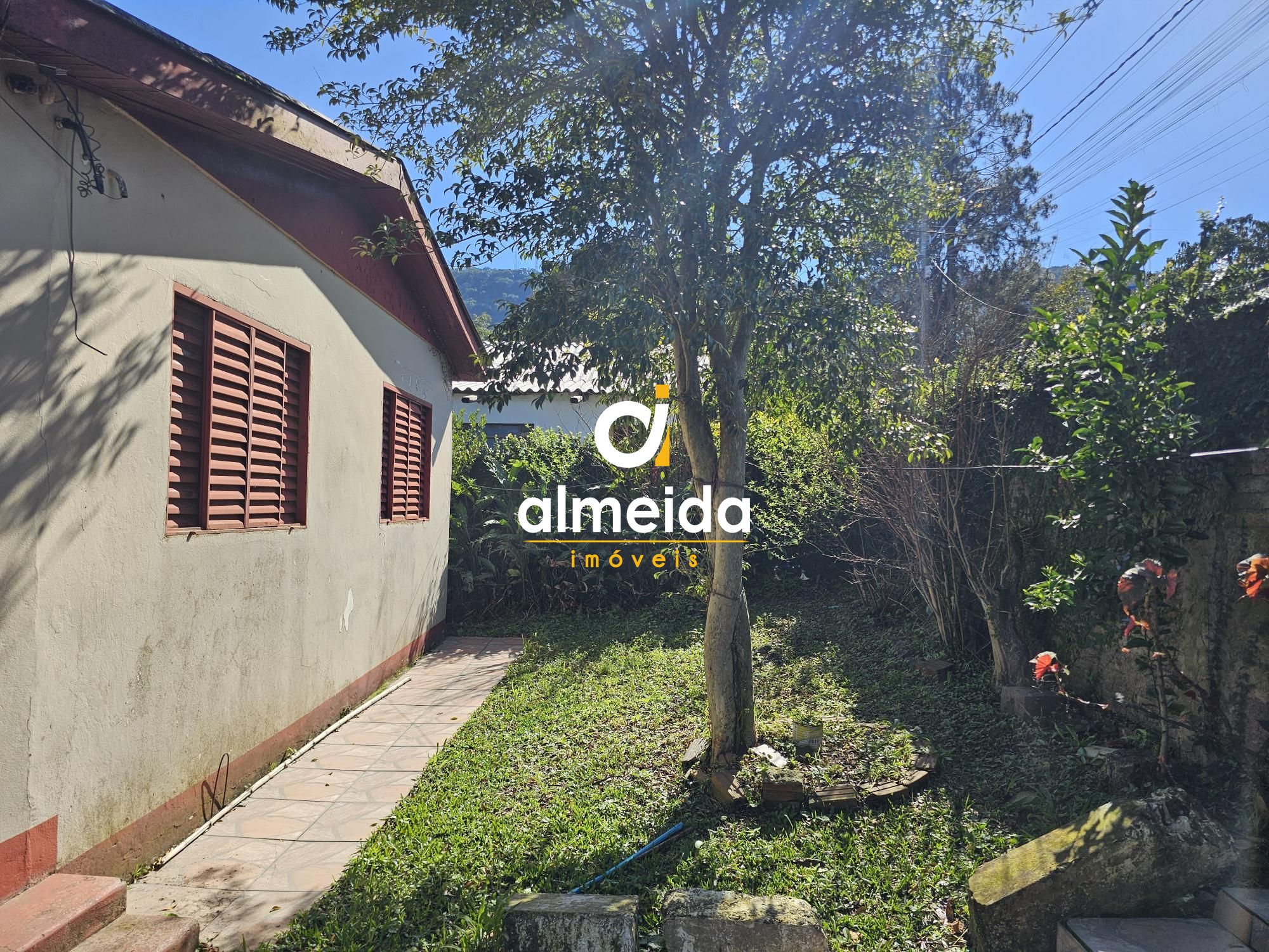 Casa 2 dormitórios