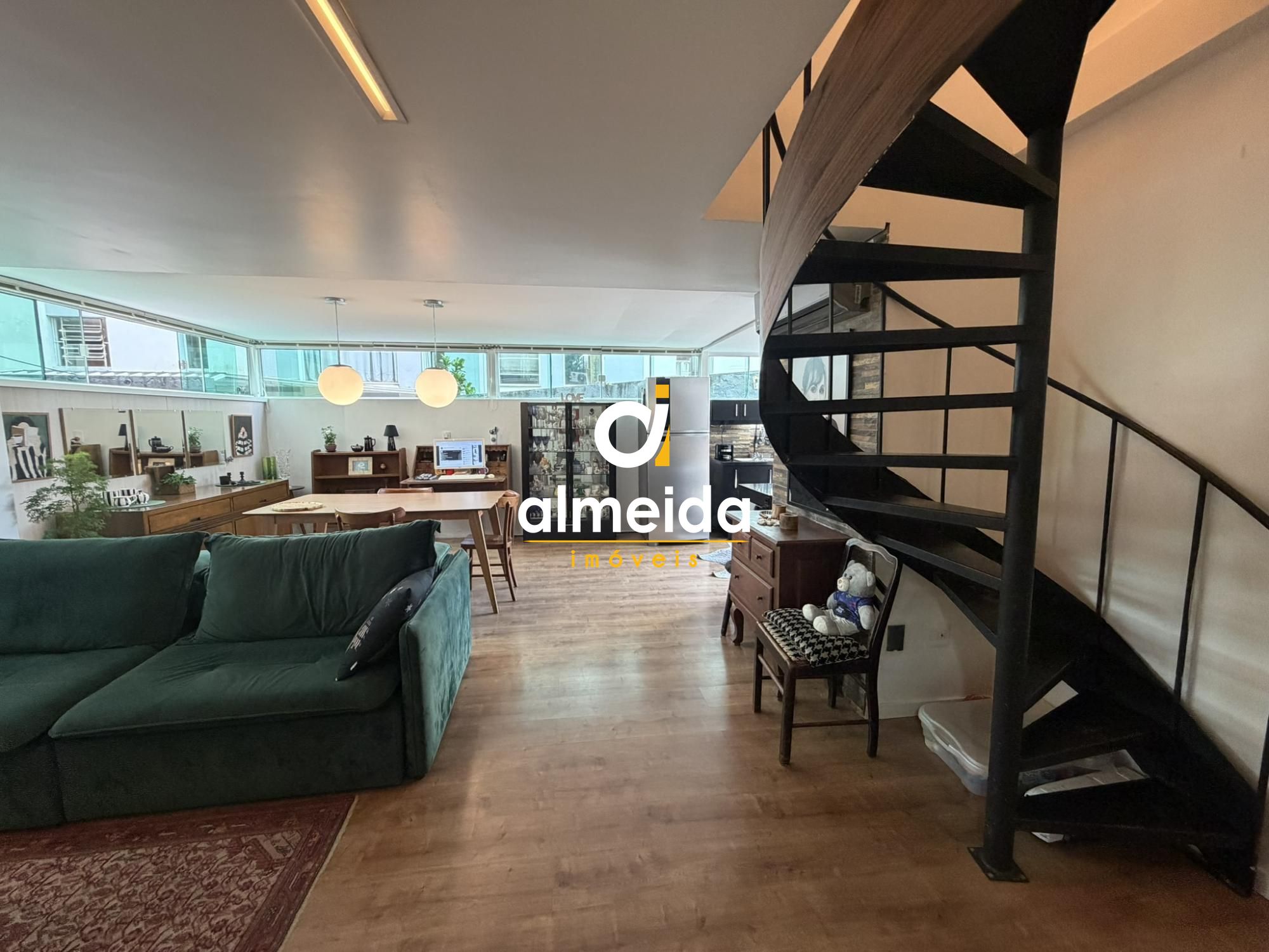 Apartamento mobiliado 3 quartos, 1 suite no bairro nossa sra