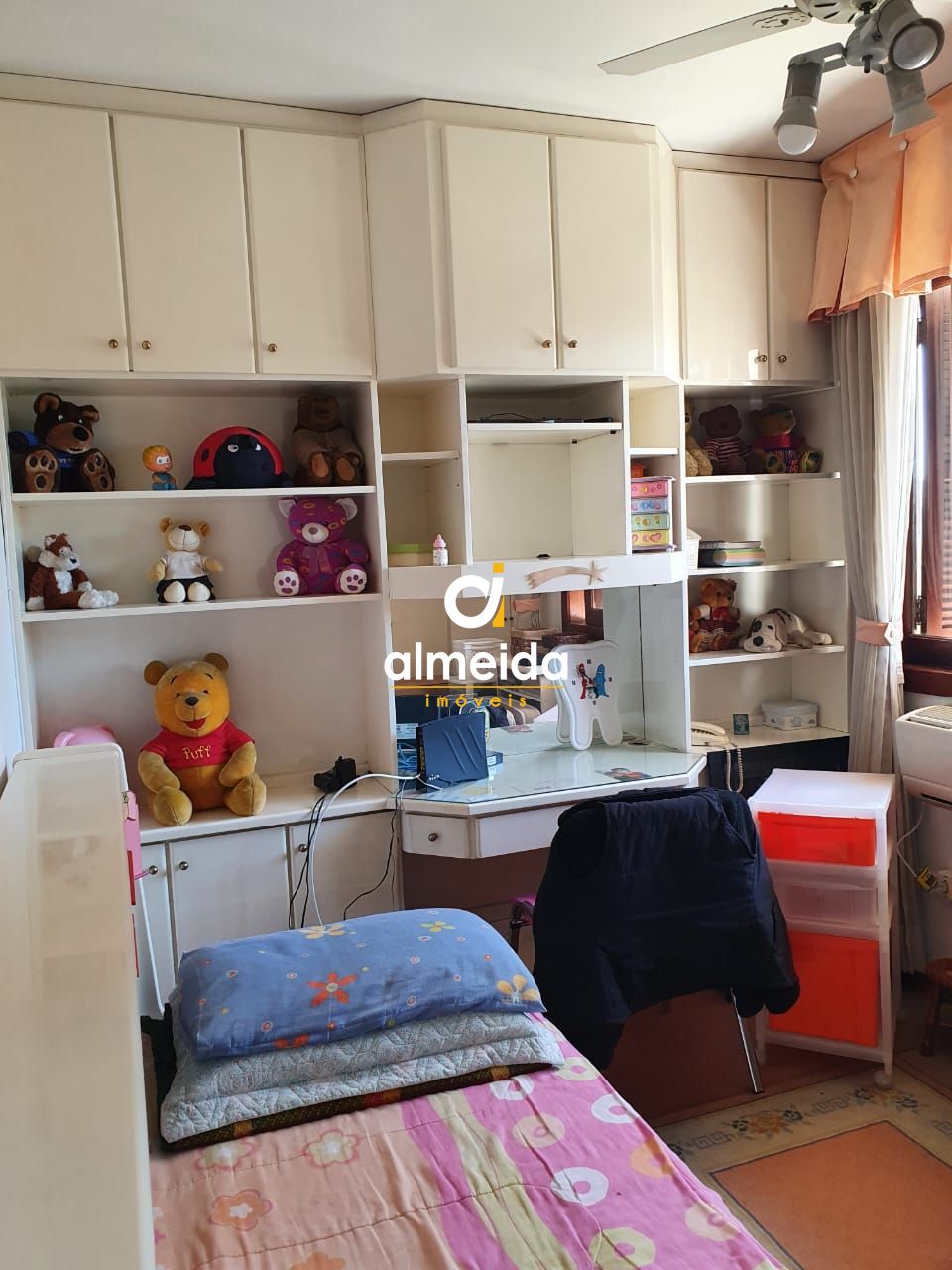 Apartamento à venda com 3 quartos, 135m² - Foto 13