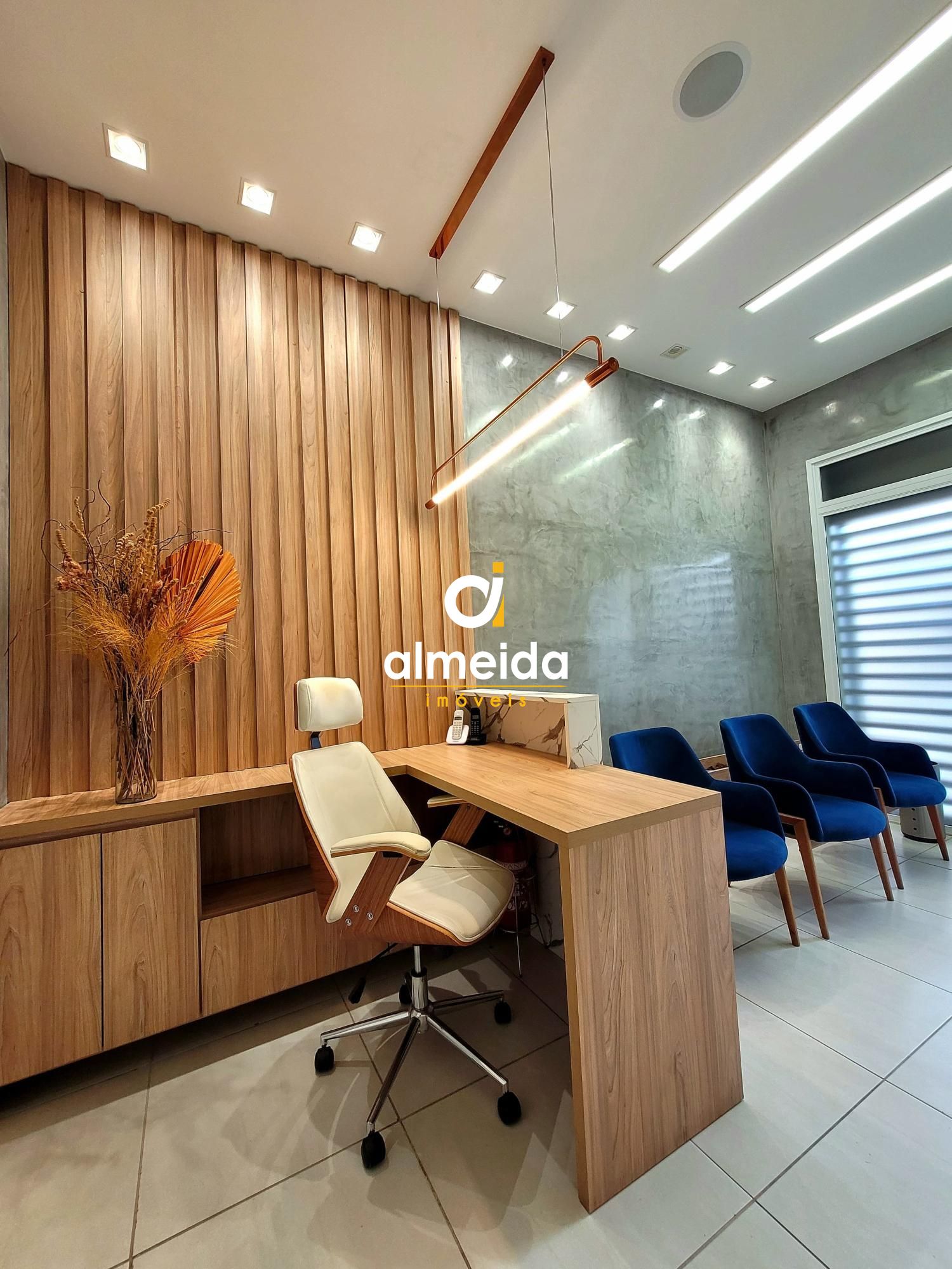 Excelente sala comercial na av. Presidente vargas.