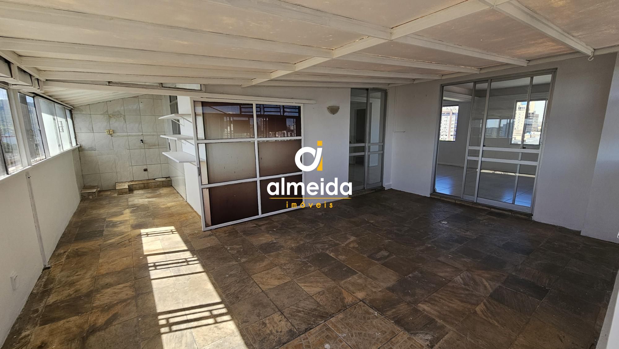 Cobertura à venda com 4 quartos, 212m² - Foto 40