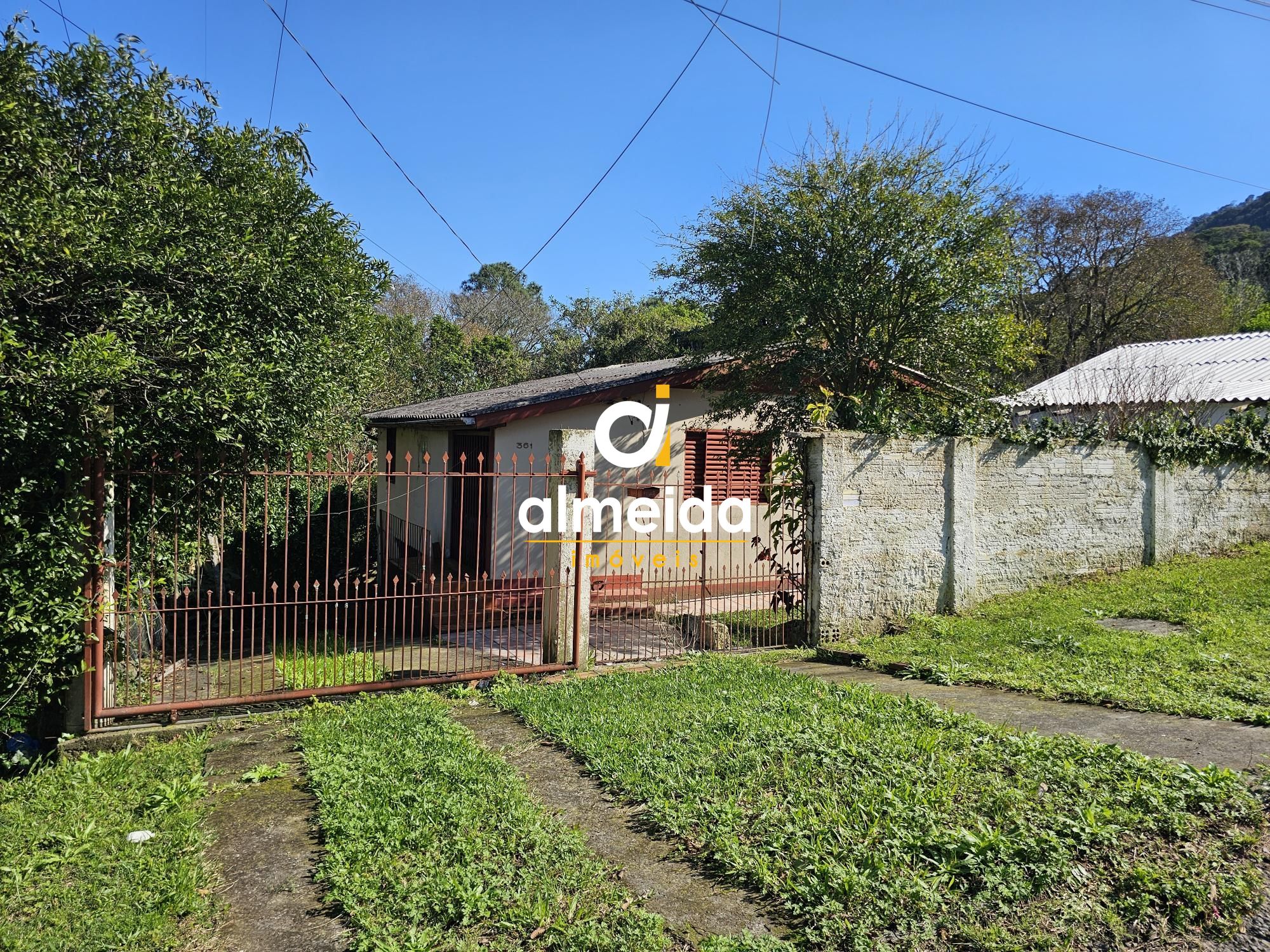 Casa 2 dormitórios