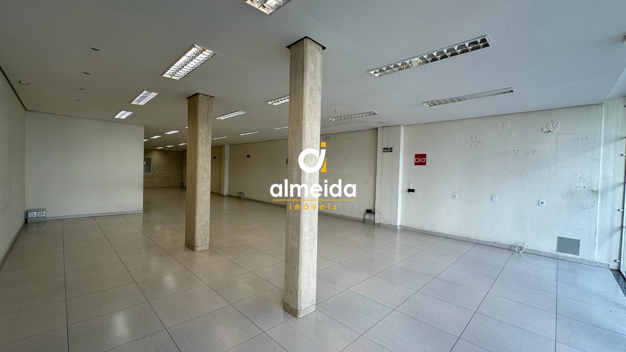 Conjunto Comercial-Sala para alugar com 7 quartos, 288m² - Foto 4