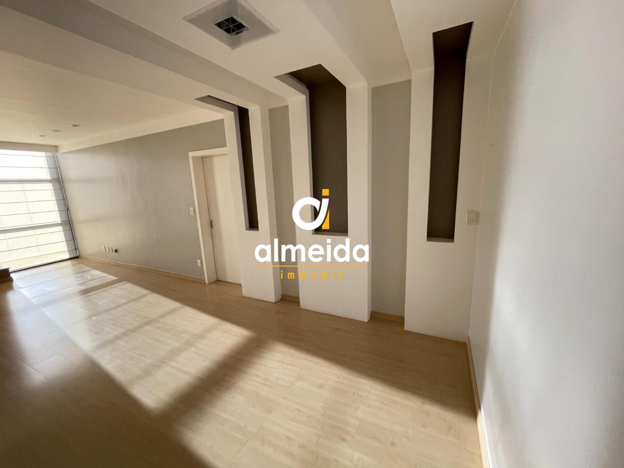 Apartamento à venda com 3 quartos, 209m² - Foto 30