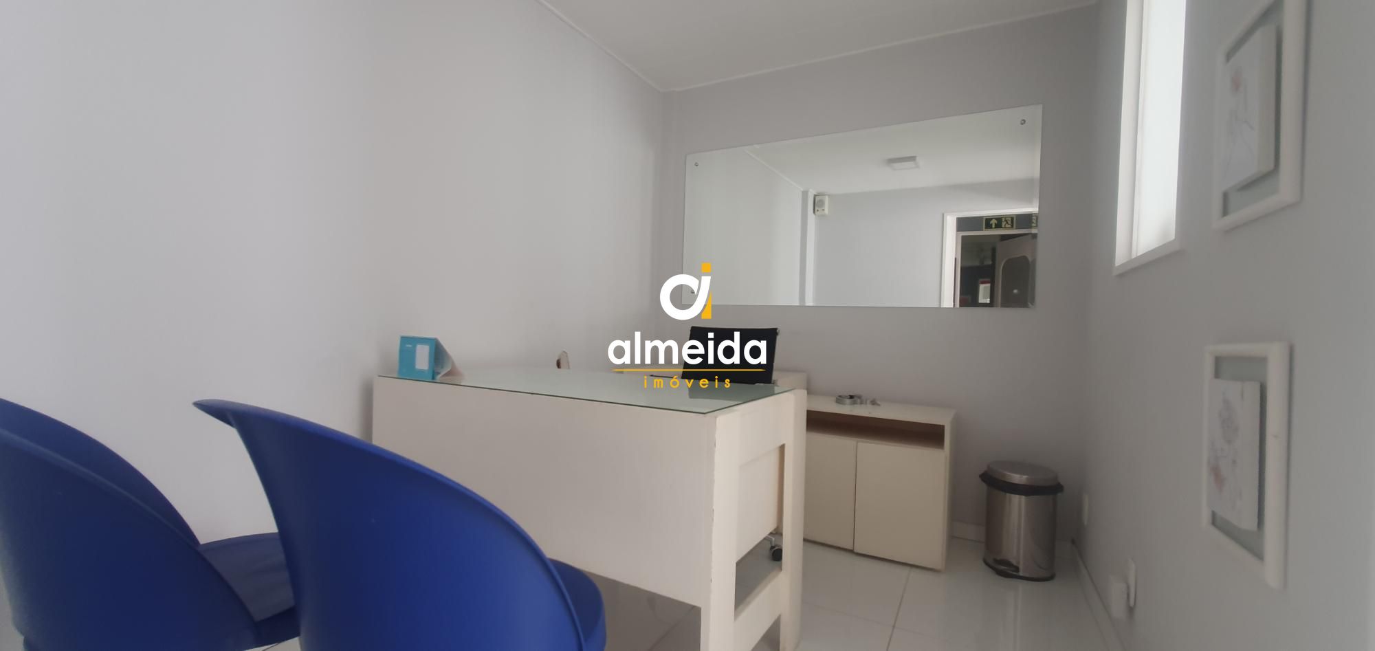 Conjunto Comercial-Sala à venda e aluguel com 1 quarto, 43m² - Foto 11