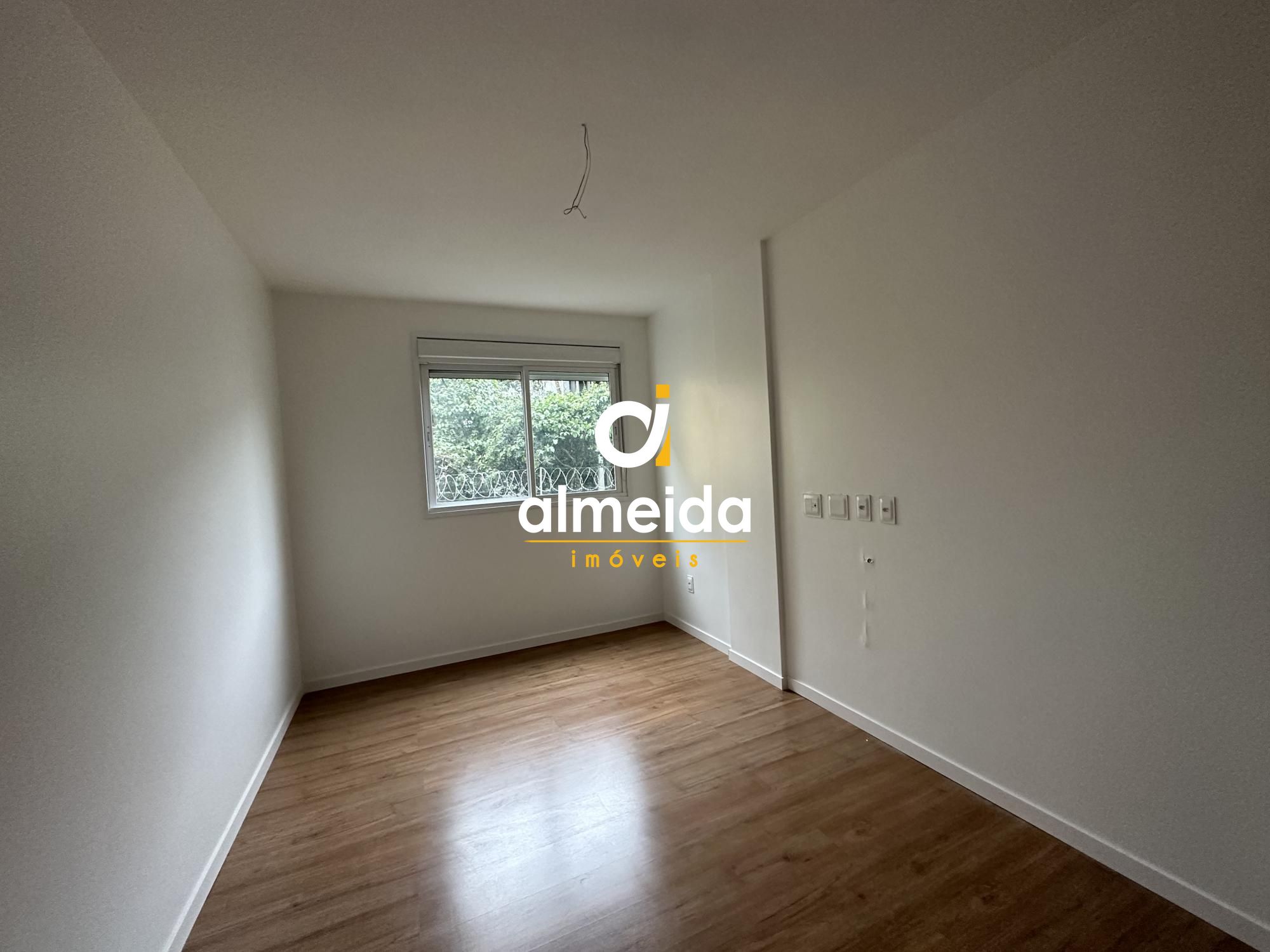 Apartamento à venda com 3 quartos, 109m² - Foto 11