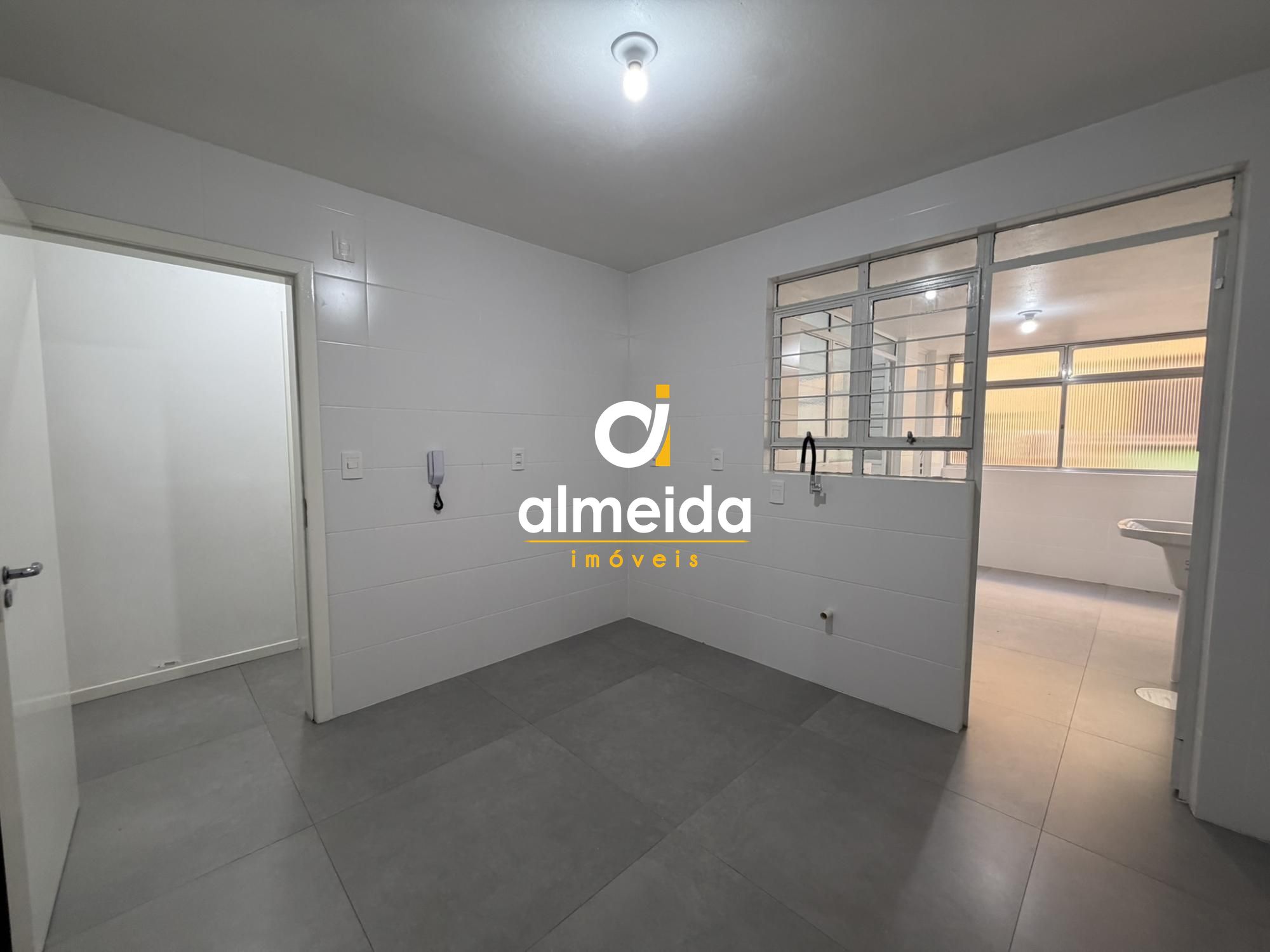 Apartamento 2 dormitórios à venda centro santa maria/rs