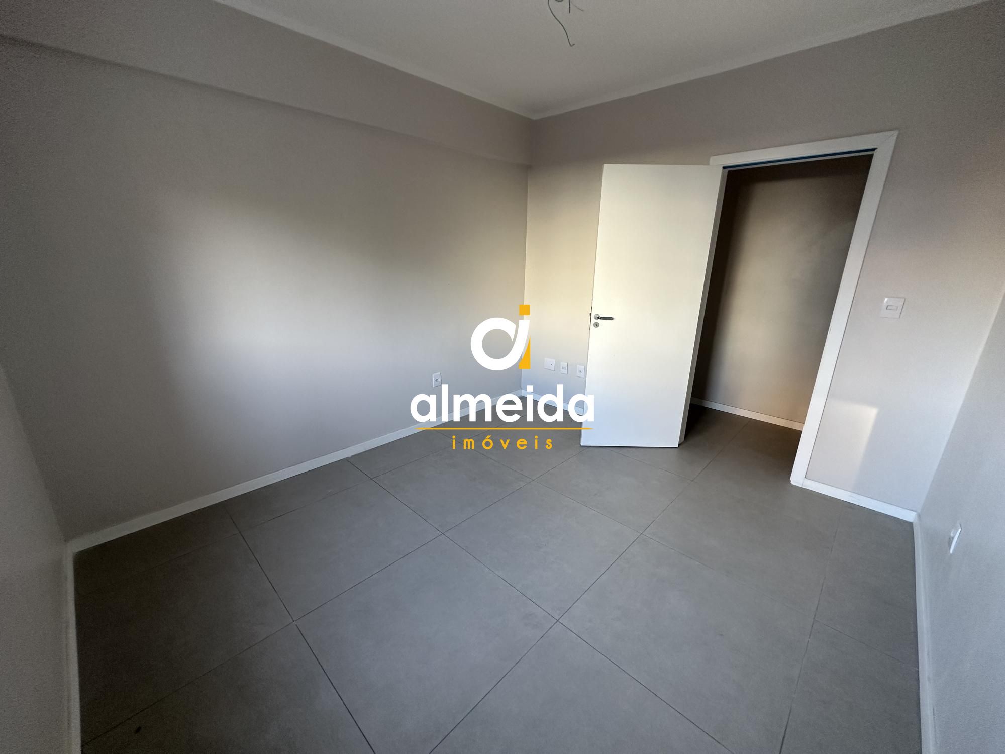 Apartamento à venda com 2 quartos, 98m² - Foto 20