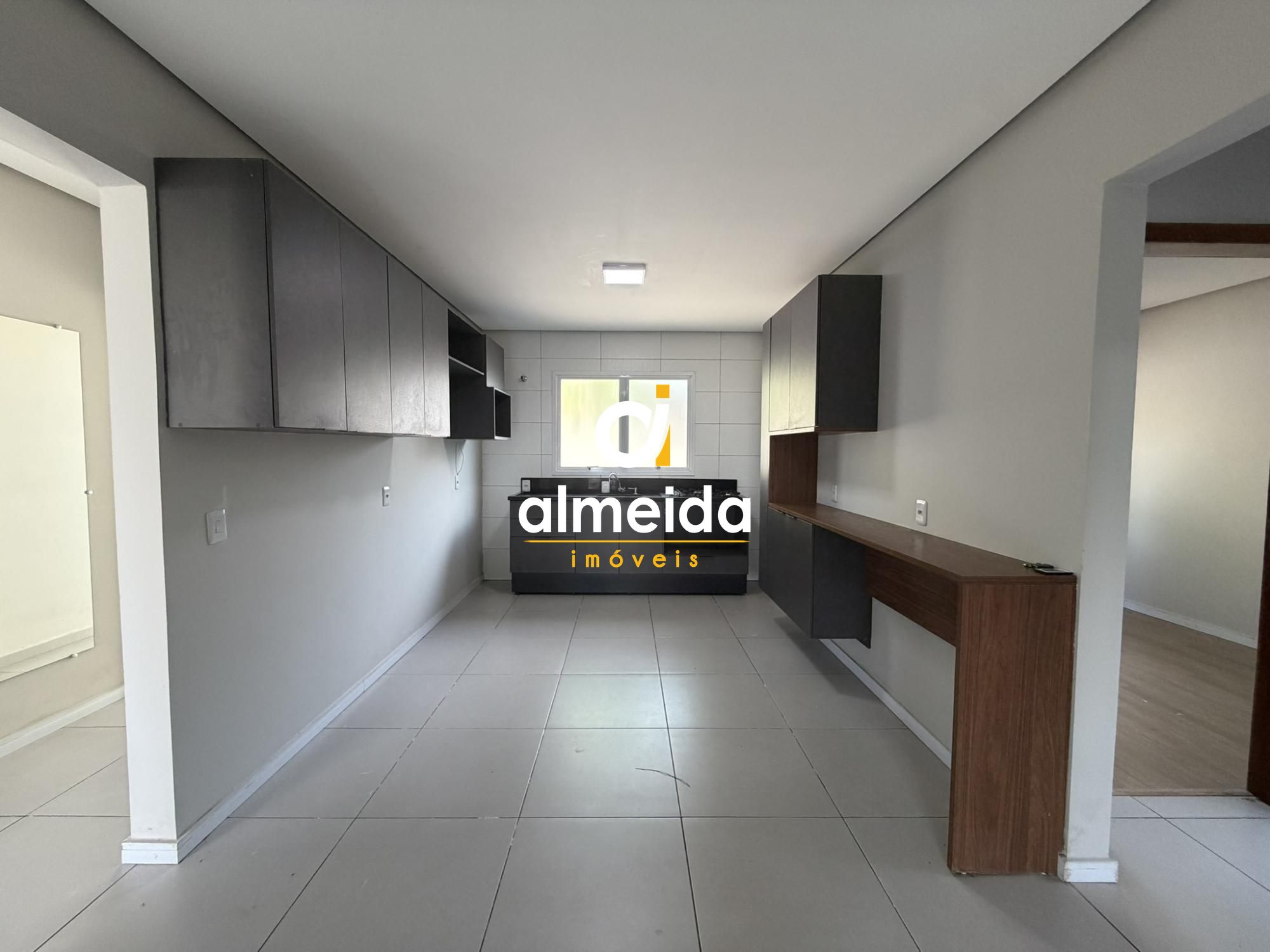 Casa no residencial pinheiro em santa maria