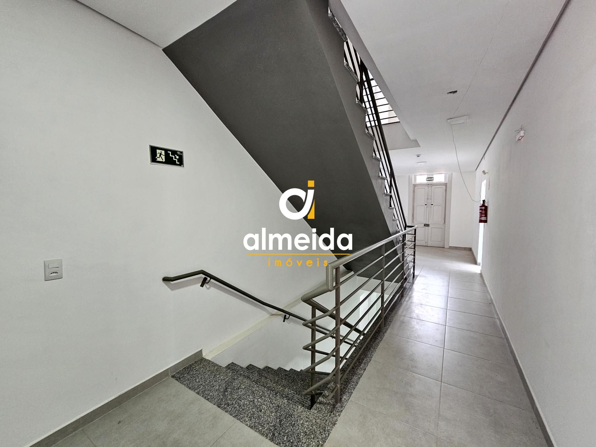 Conjunto Comercial-Sala à venda e aluguel com 14 quartos, 739m² - Foto 34