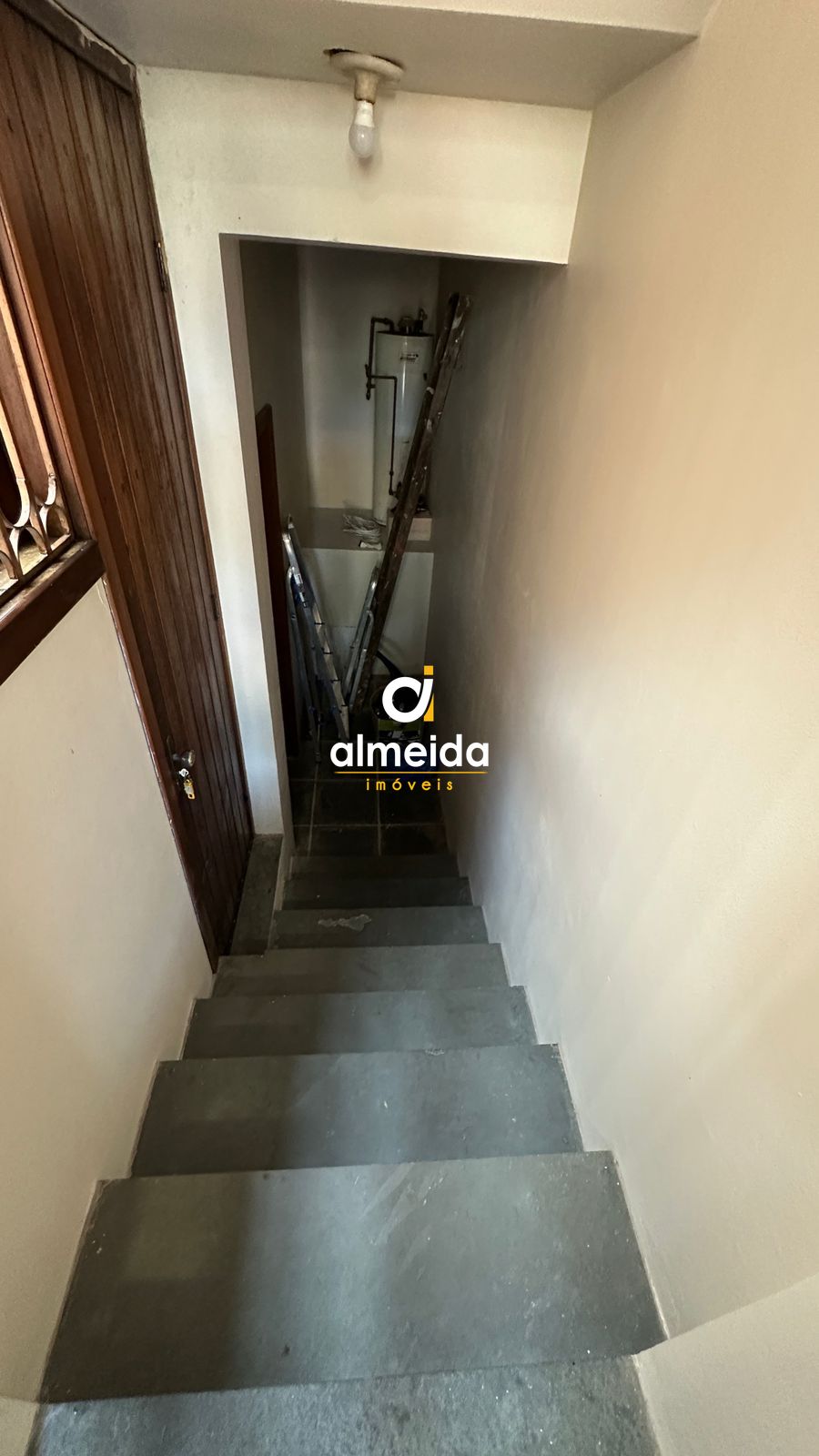 Linda residência no bairro nossa senhora de lourdes
