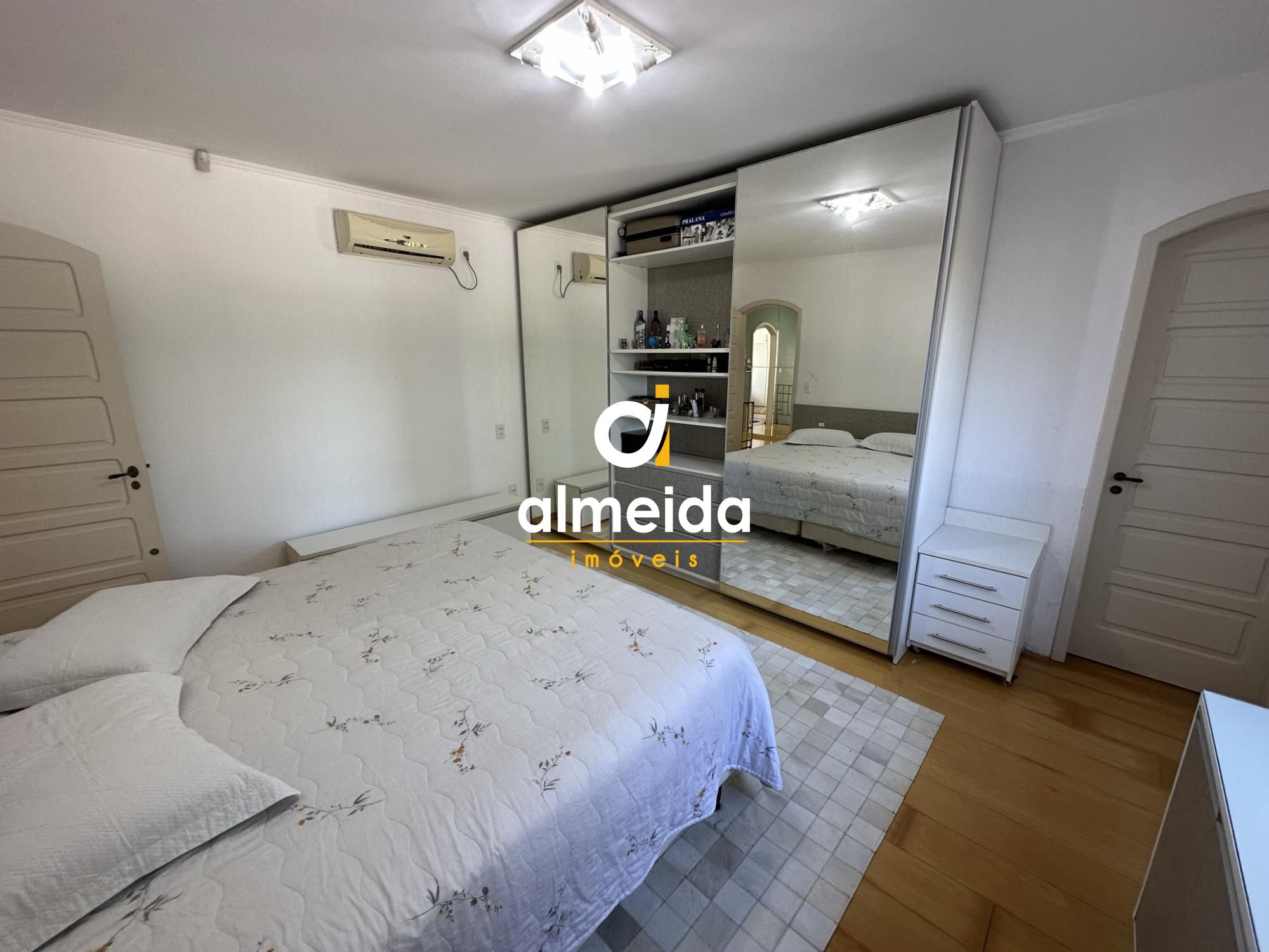 Casa à venda com 4 quartos, 421m² - Foto 44