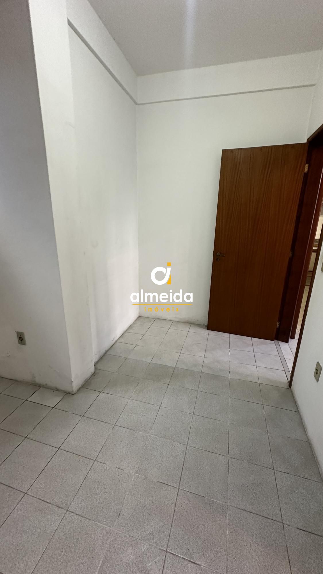 Casa à venda e aluguel com 3 quartos, 257m² - Foto 32