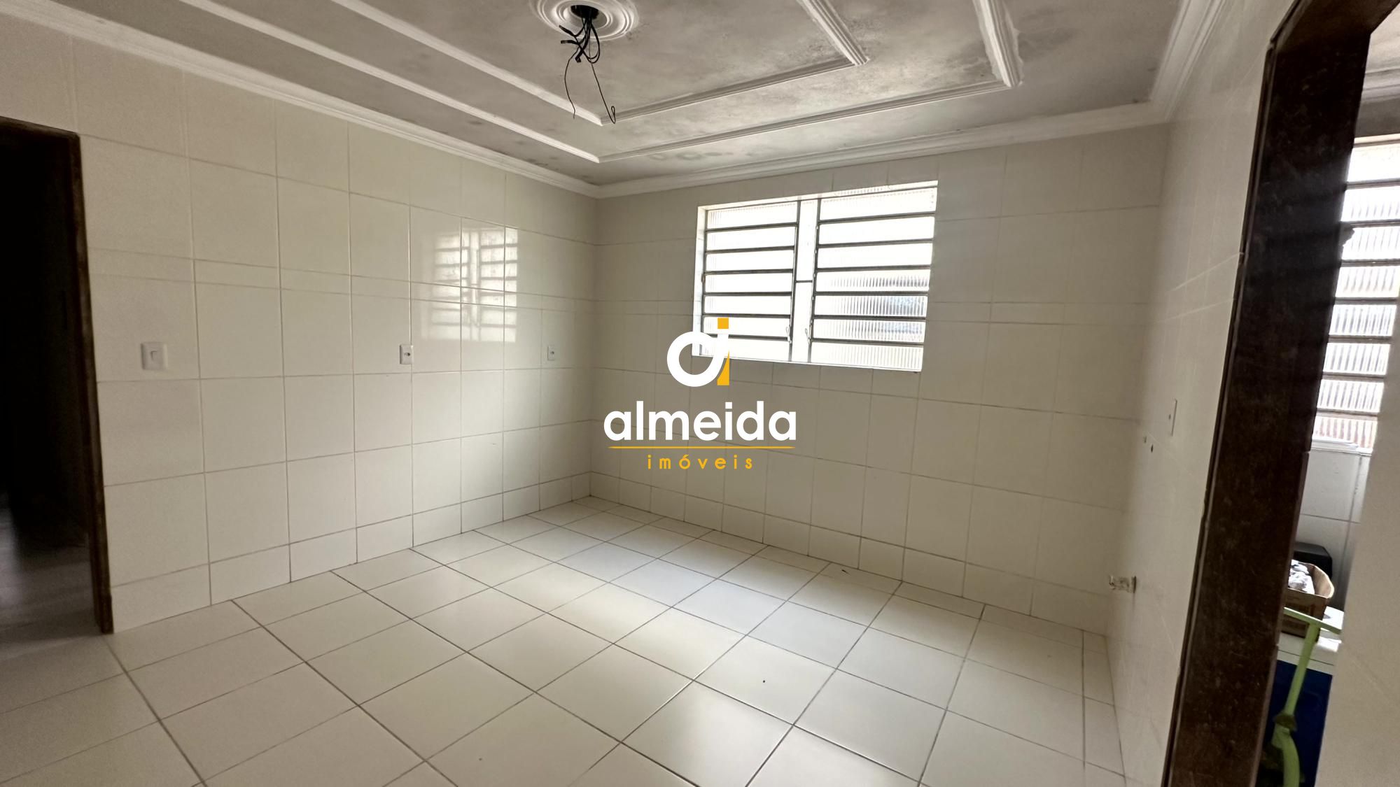 Casa Comercial à venda com 8 quartos, 500m² - Foto 24