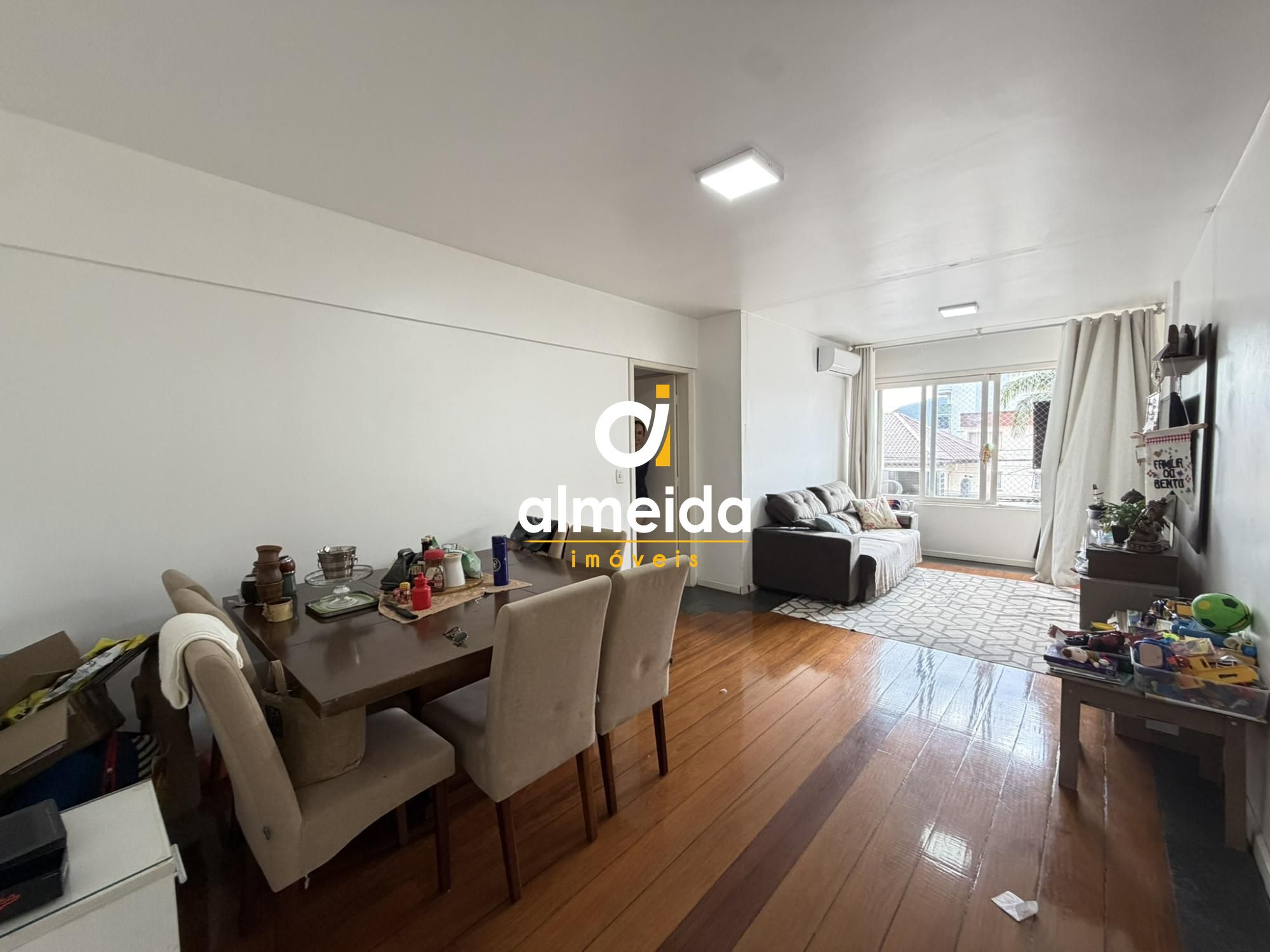 Apartamento 3 dormitorios no bonfim em santa maria rs