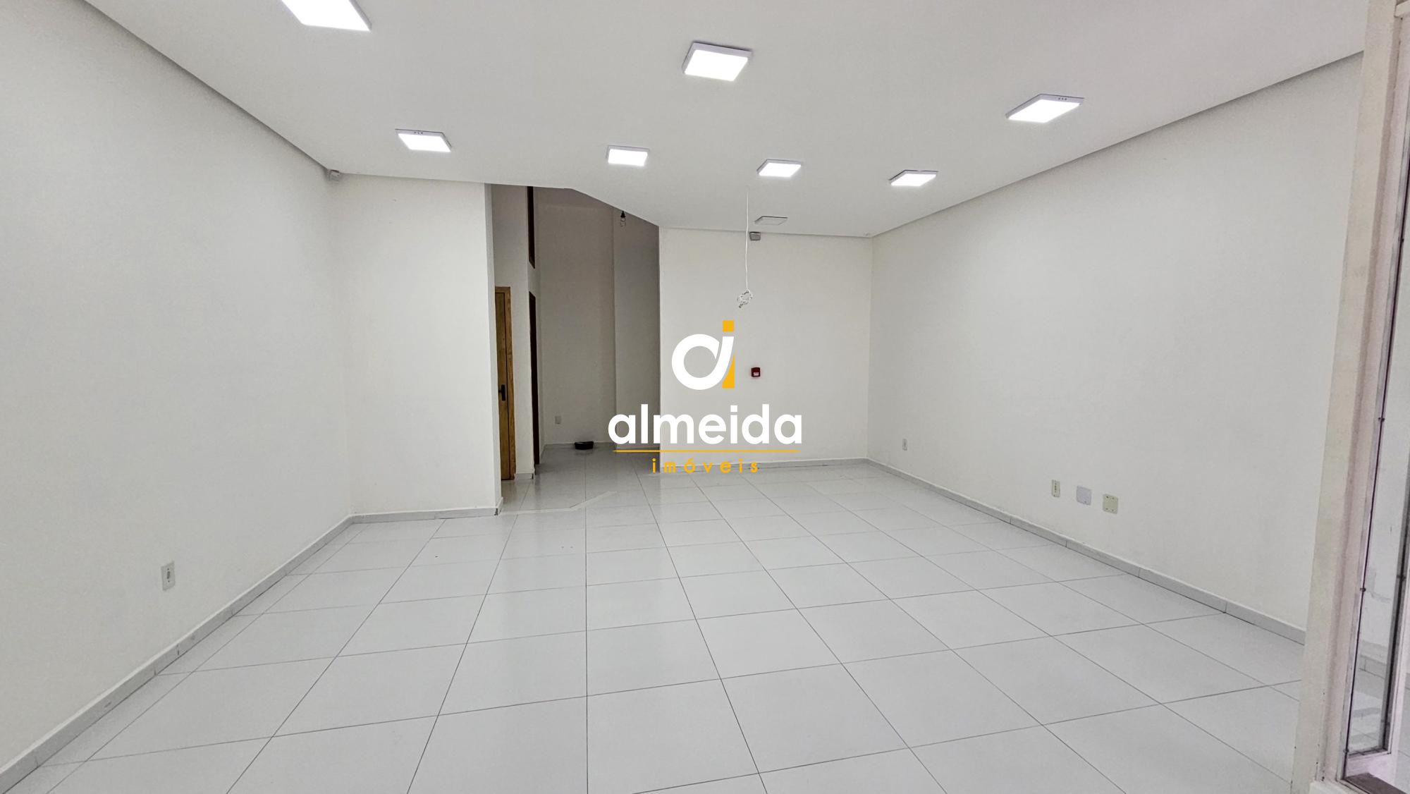 Sala comercial para alugar  no Centro - Santa Maria, RS. Imóveis