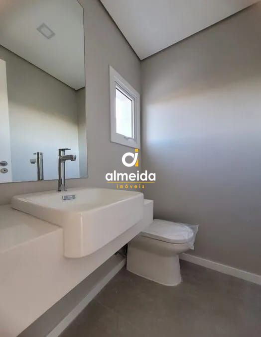 Apartamento semimobiliado santa maria próximo basilica da me
