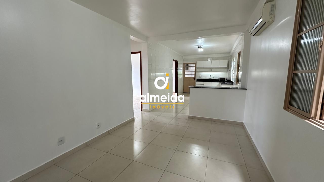 Casa à venda com 3 quartos, 157m² - Foto 7