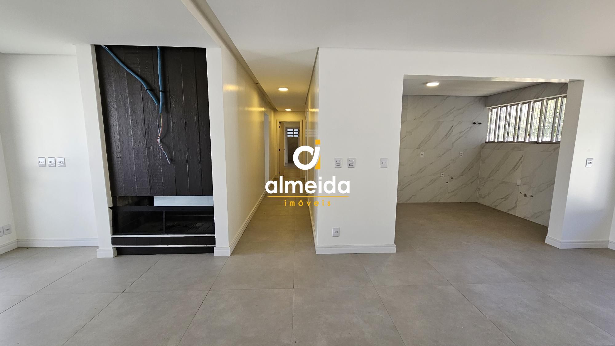 Casa à venda com 3 quartos, 300m² - Foto 18