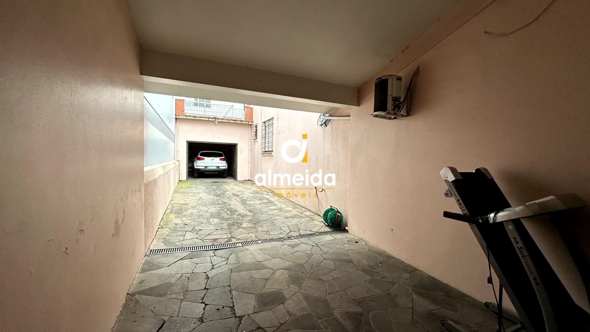 Casa à venda com 5 quartos, 299m² - Foto 23