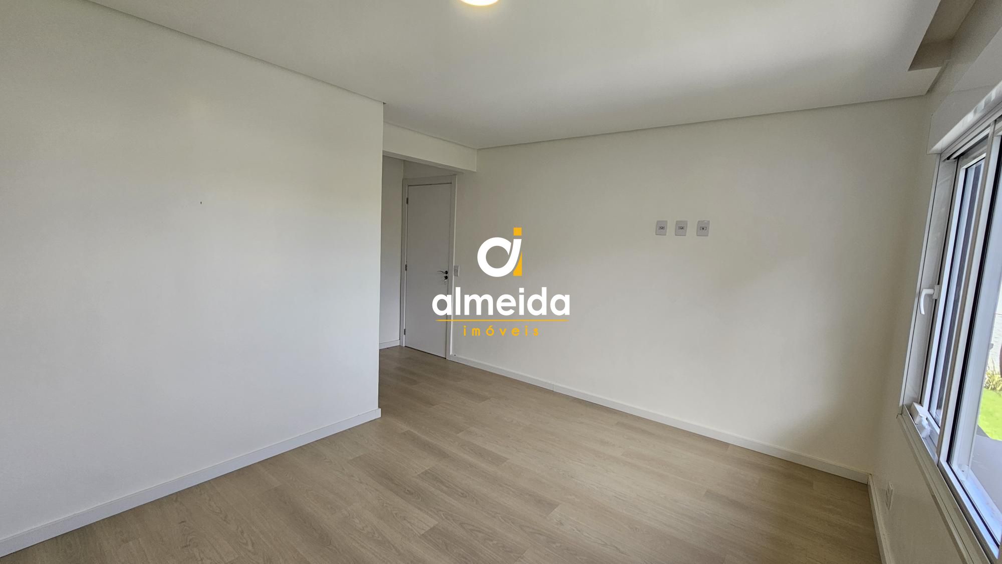 Casa à venda com 3 quartos, 300m² - Foto 37