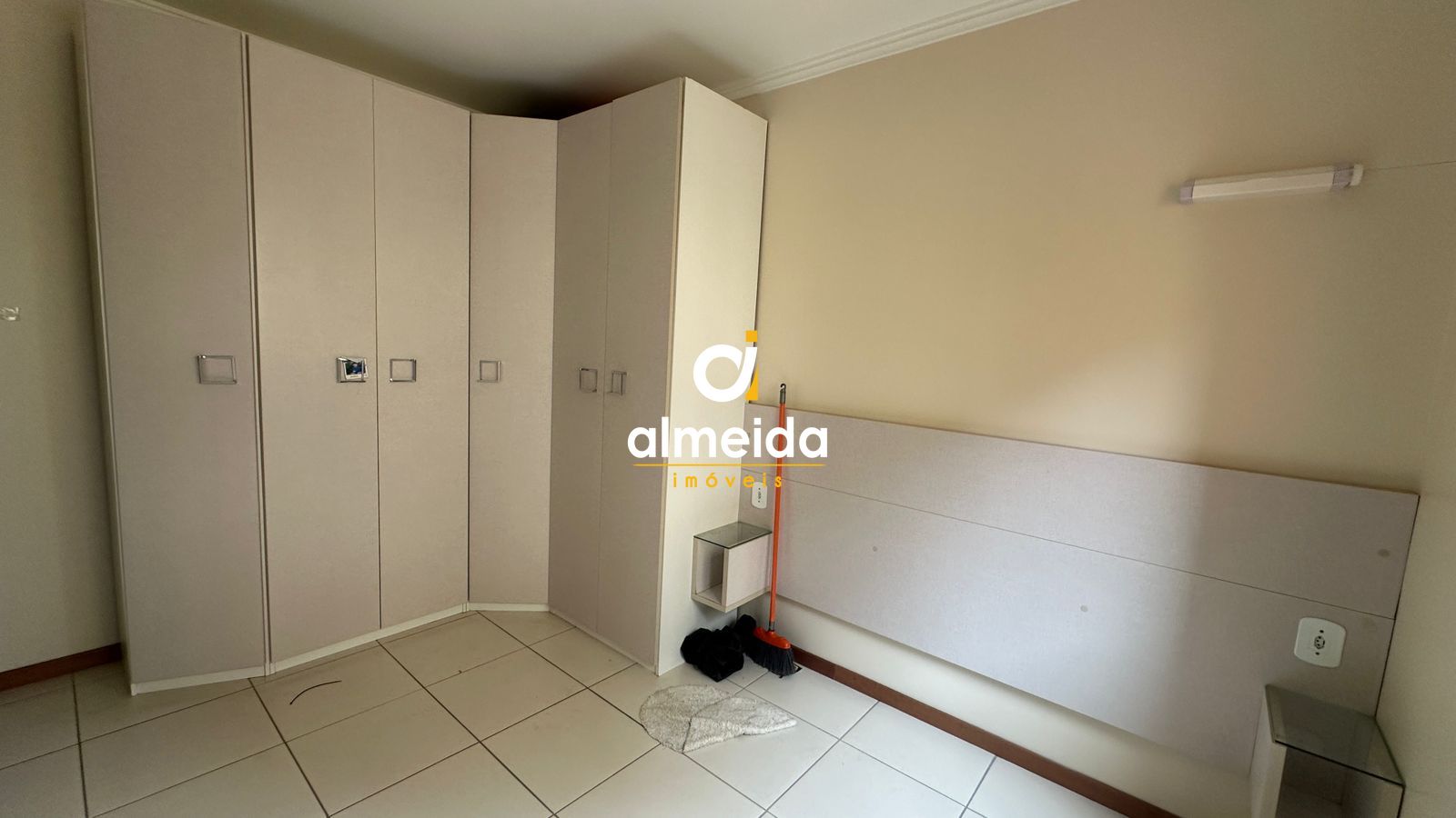 Apartamento à venda com 2 quartos, 55m² - Foto 9