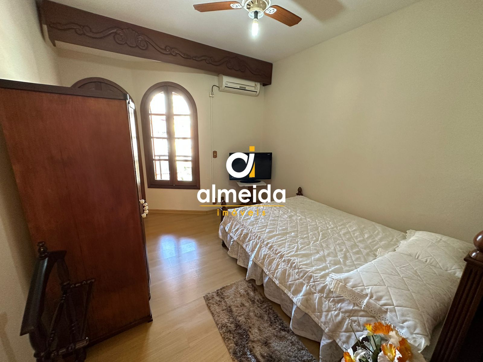 Casa Comercial à venda com 3 quartos, 223m² - Foto 45