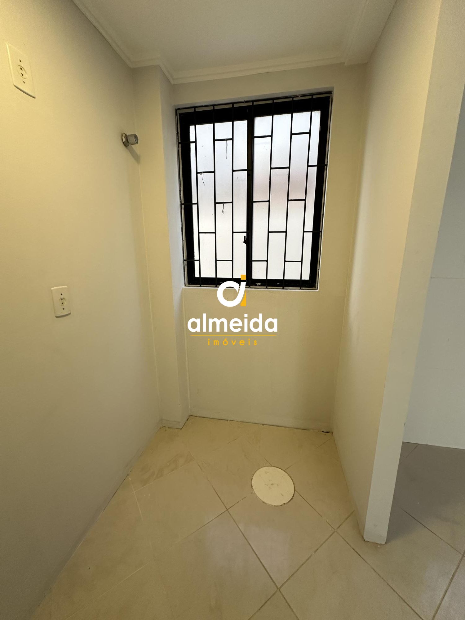 Apartamento à venda com 2 quartos, 77m² - Foto 16