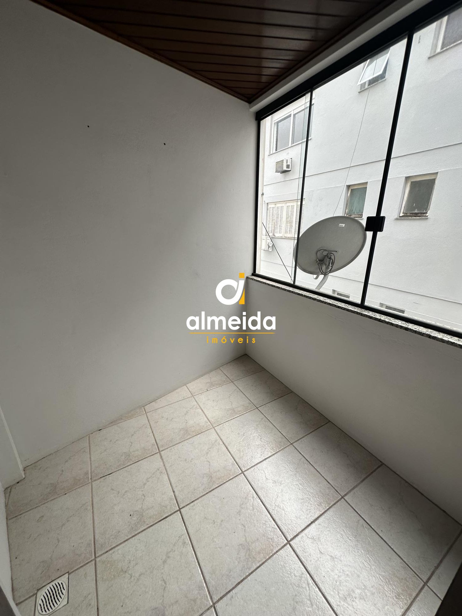 Apartamento à venda com 2 quartos, 65m² - Foto 12