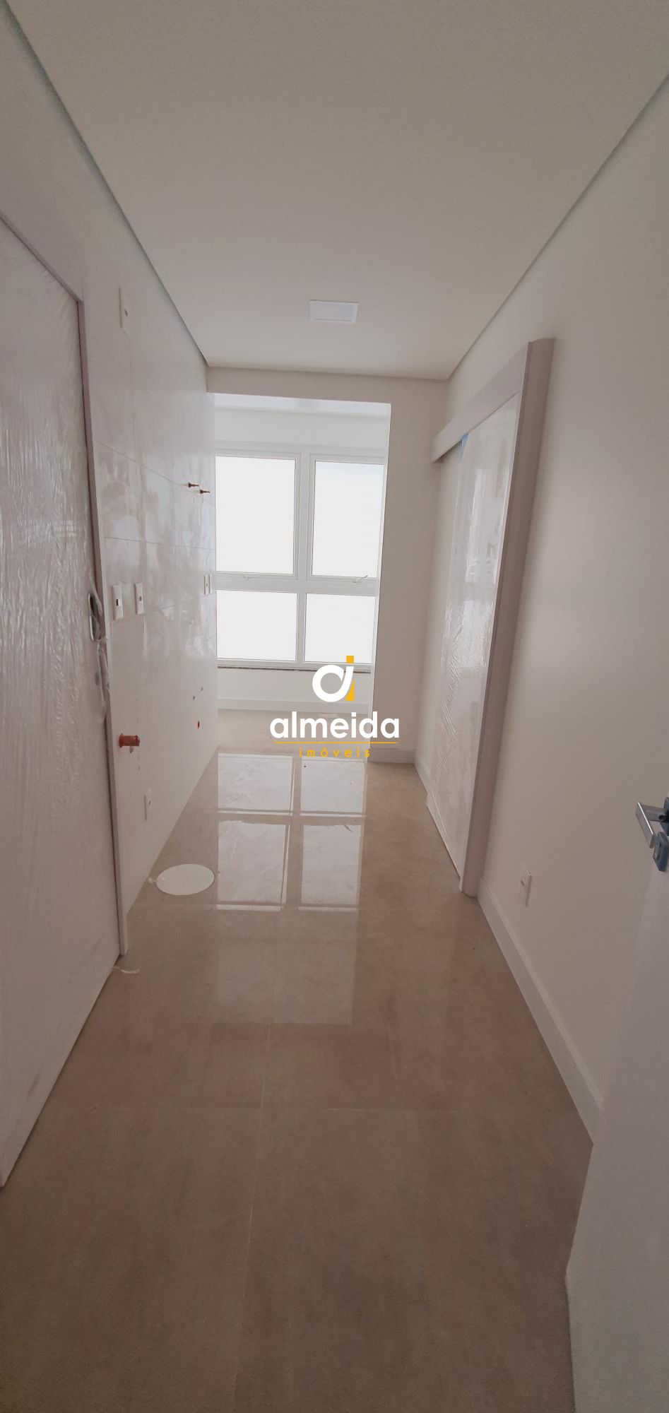 Apartamento à venda com 3 quartos, 259m² - Foto 19