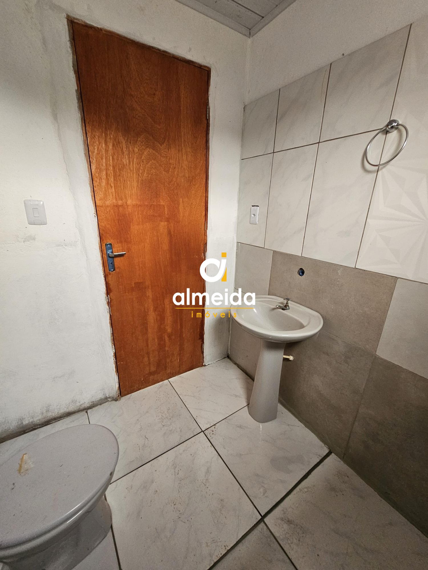 Casa à venda com 3 quartos, 109m² - Foto 14