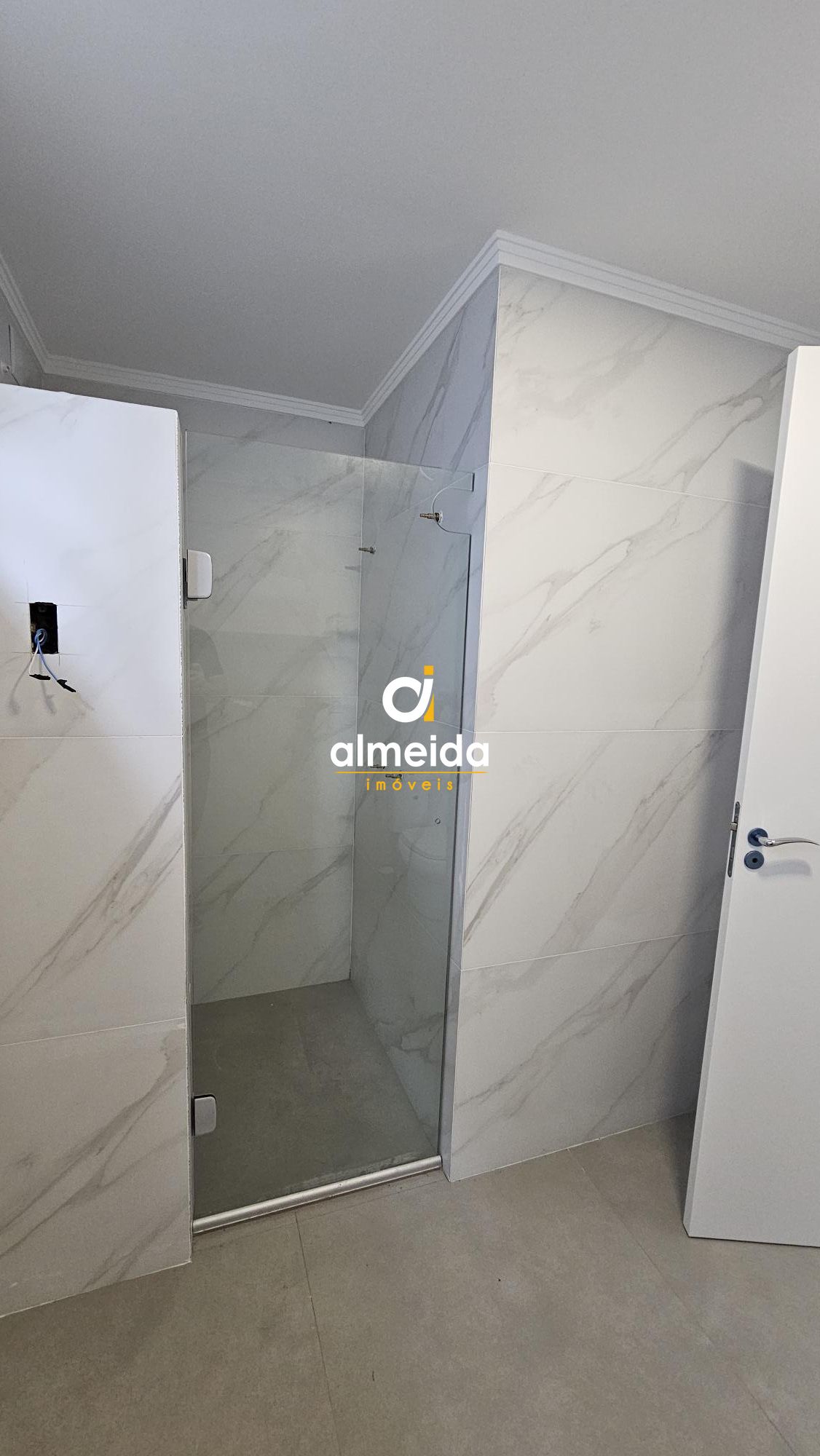 Casa à venda com 3 quartos, 300m² - Foto 36