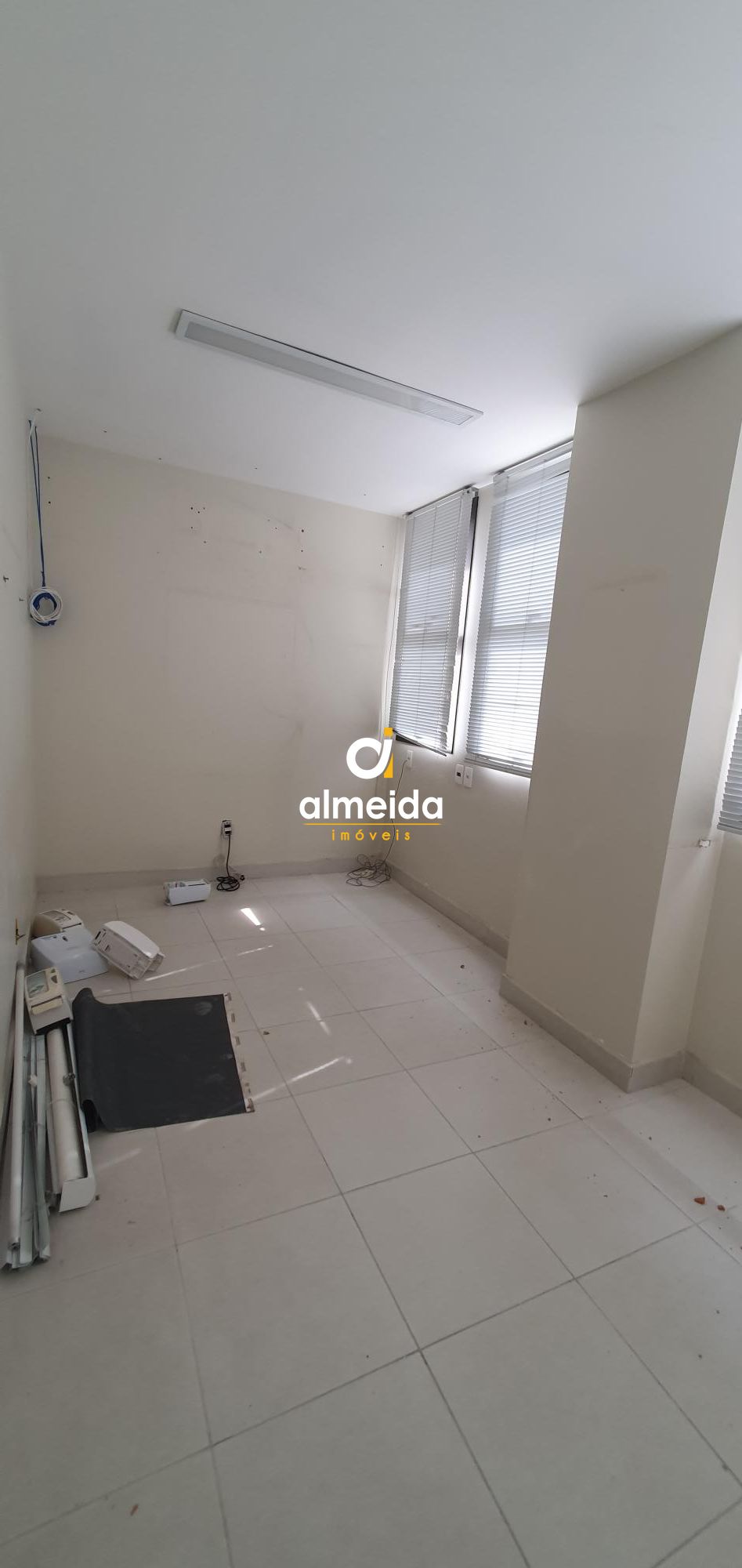 Conjunto Comercial-Sala para alugar com 3 quartos, 139m² - Foto 26