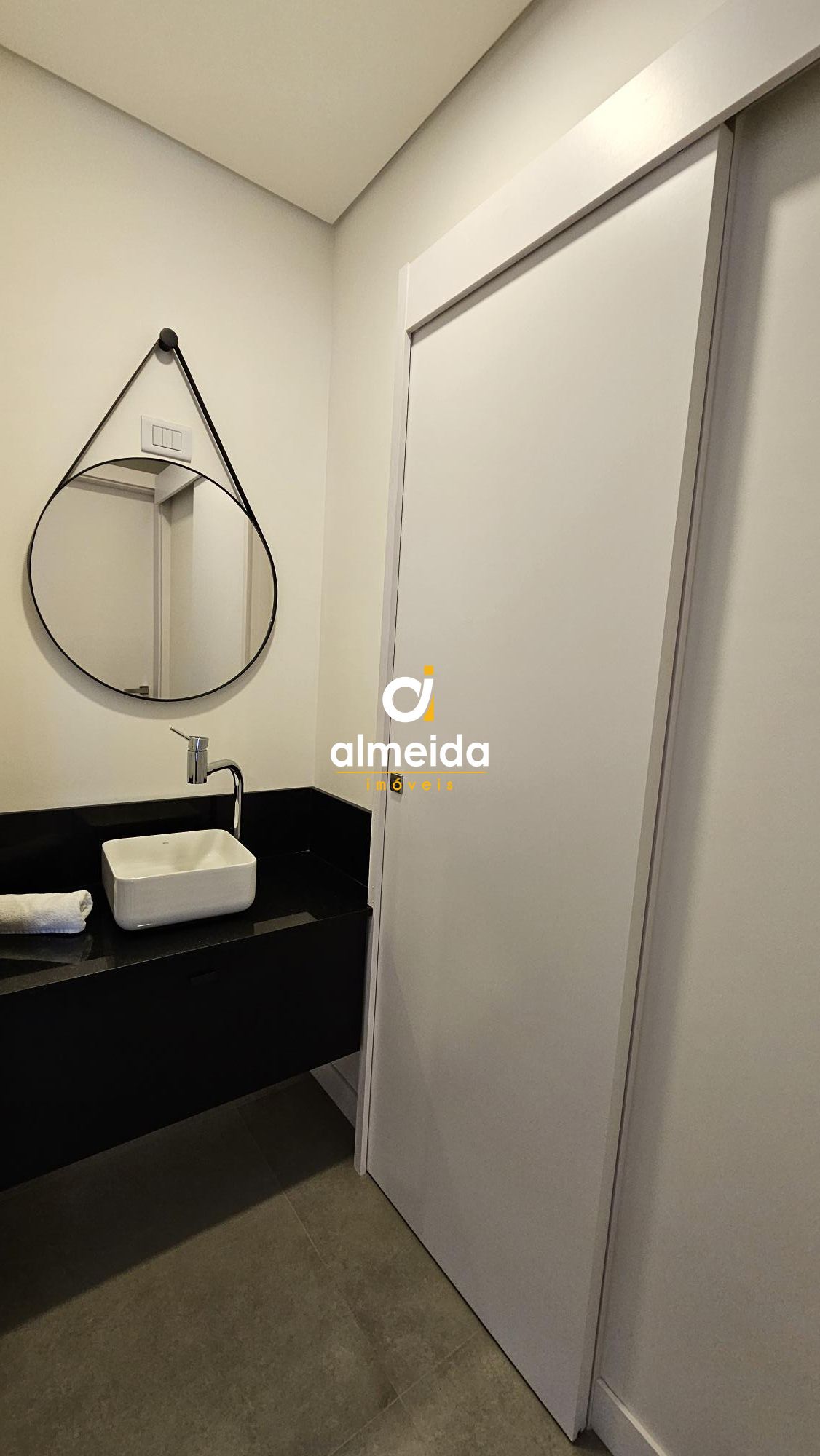 Apartamento para alugar com 1 quarto, 42m² - Foto 14