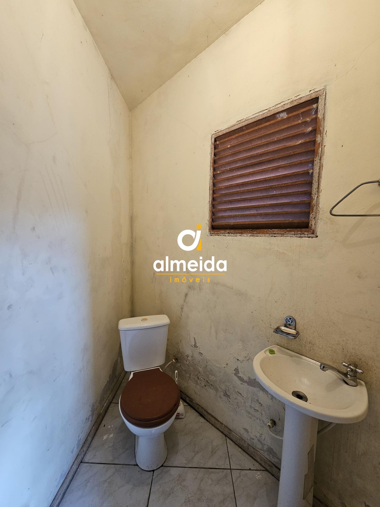 Pavilhão 2 dormitórios para vender ou alugar passo d'areia s
