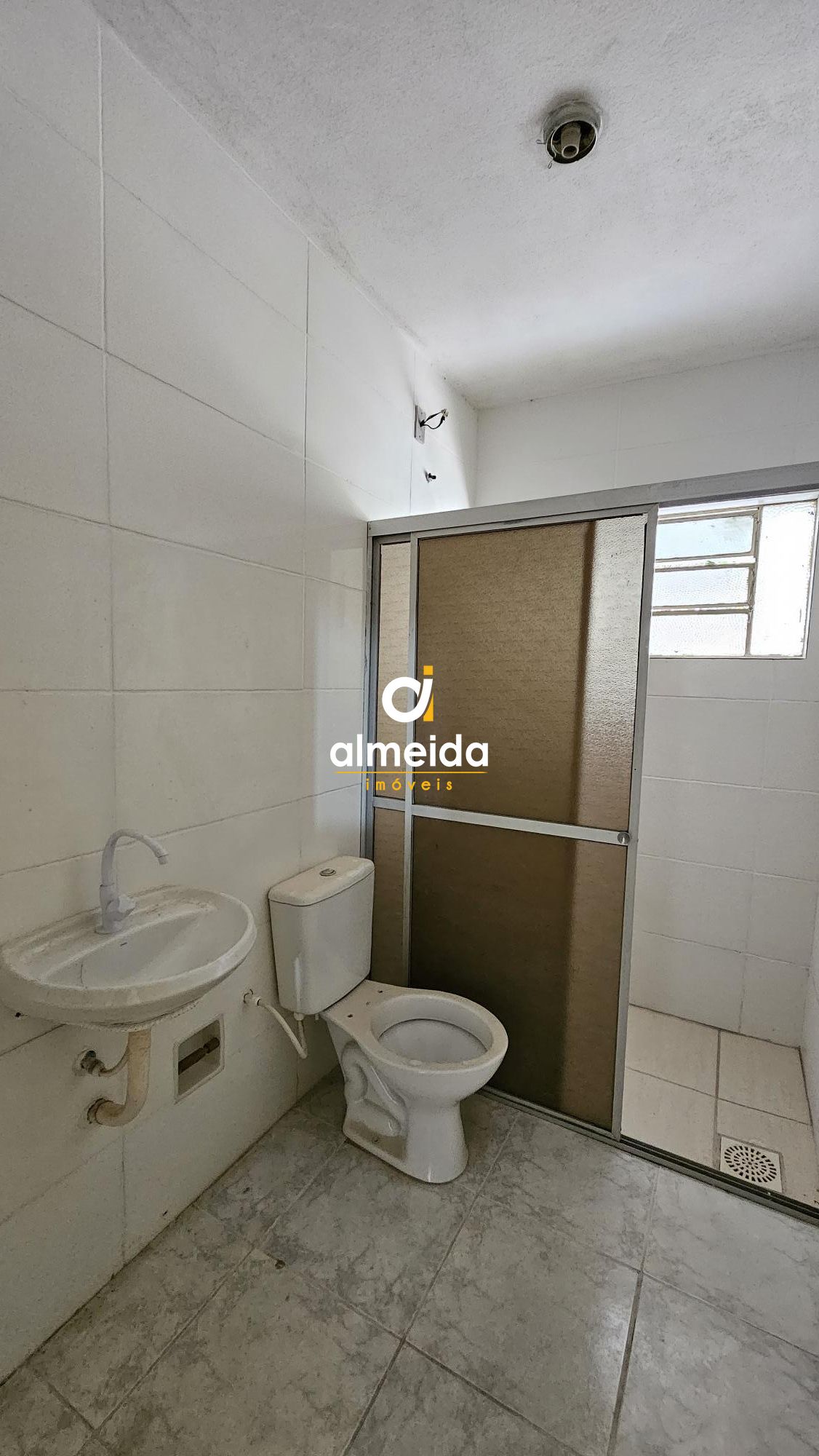 Casa para alugar com 2 quartos, 112m² - Foto 13