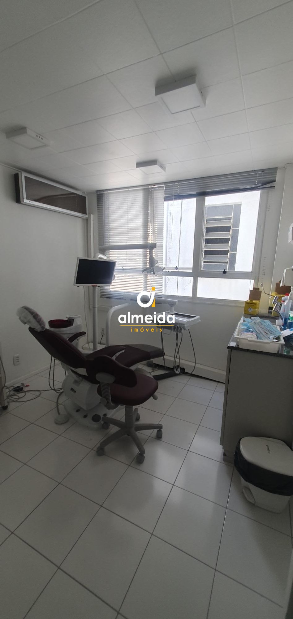 Conjunto Comercial-Sala à venda e aluguel com 1 quarto, 43m² - Foto 14