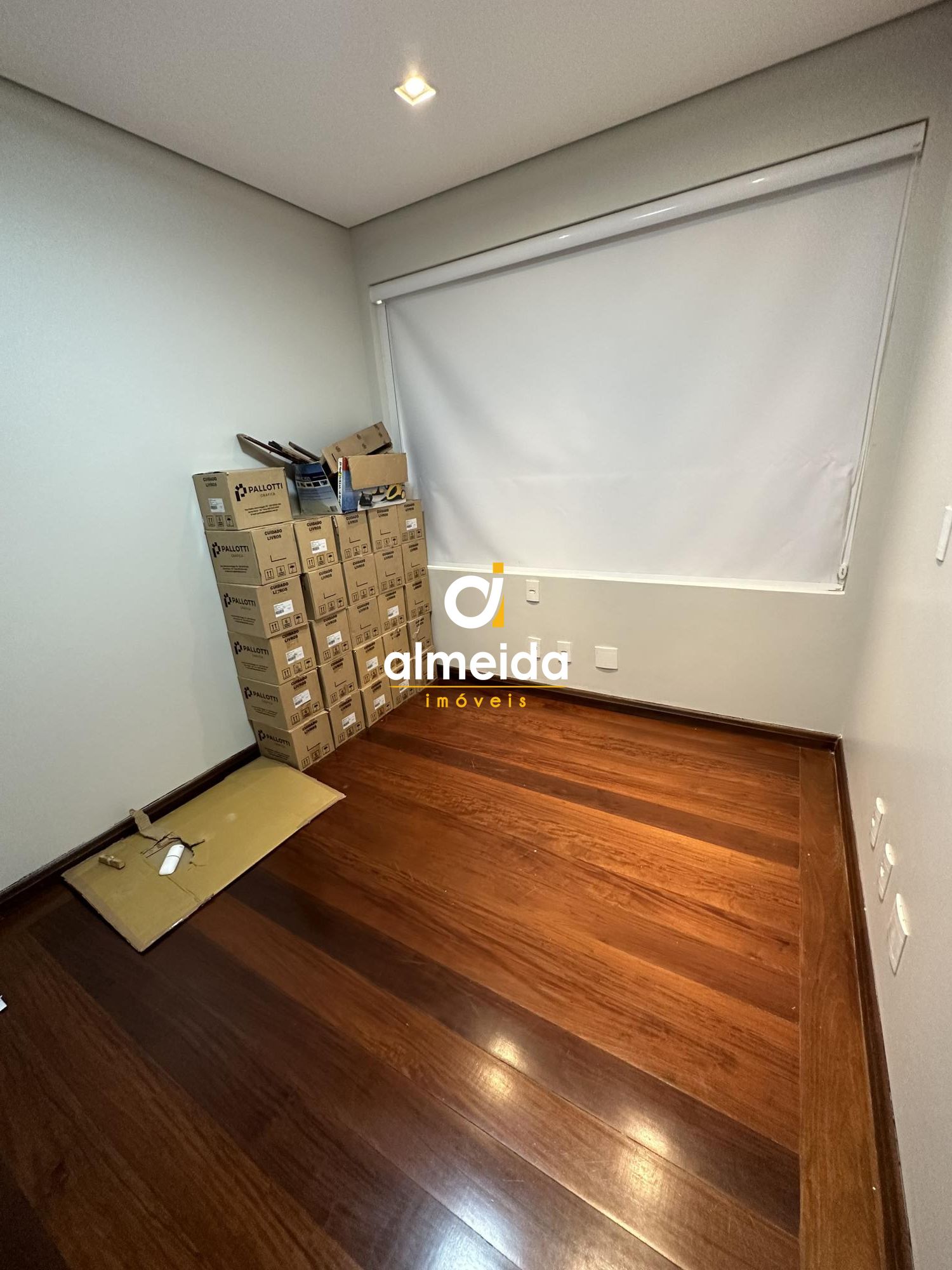 Apartamento à venda com 3 quartos, 221m² - Foto 44