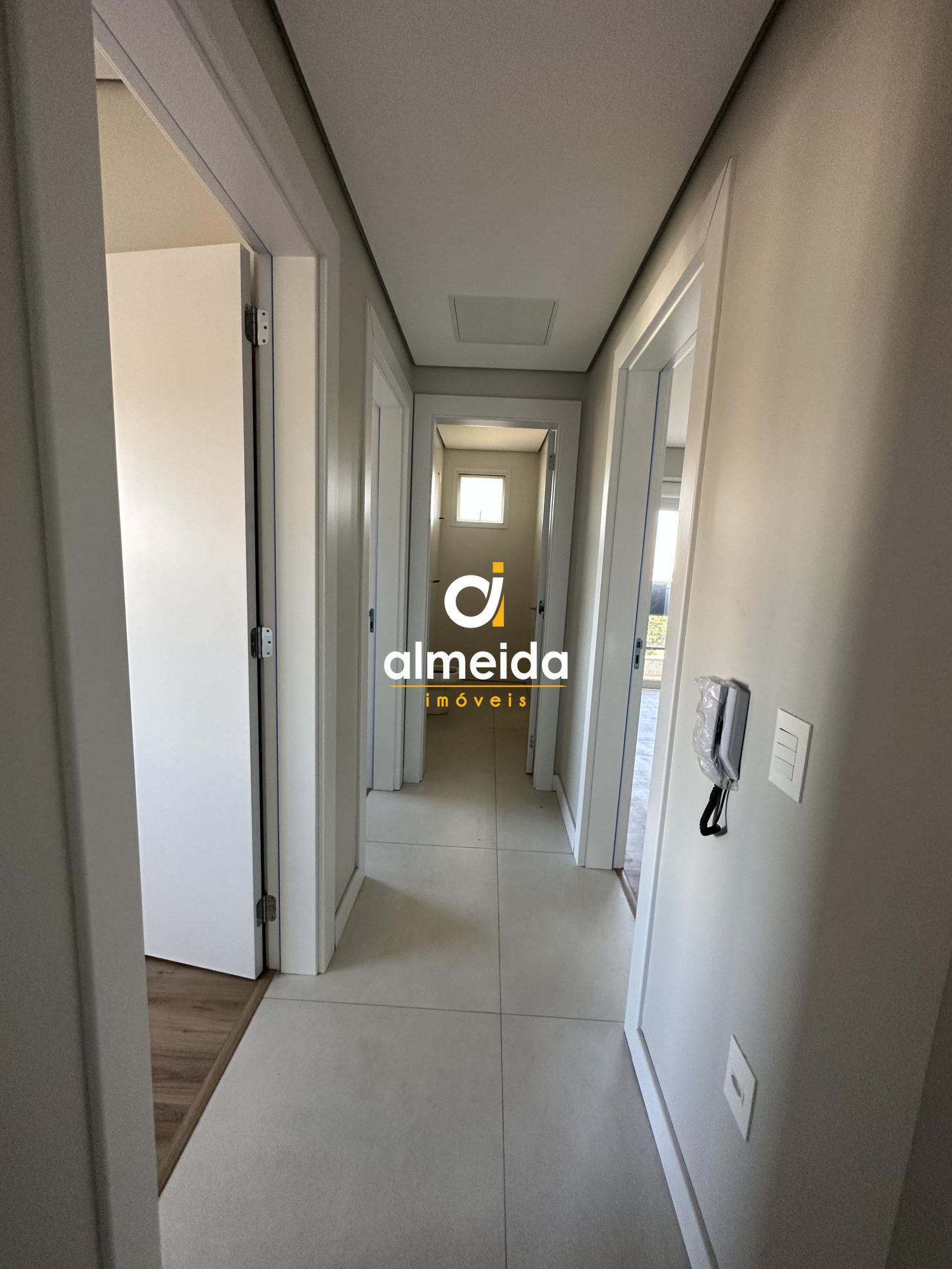 Apartamento à venda com 3 quartos, 169m² - Foto 13