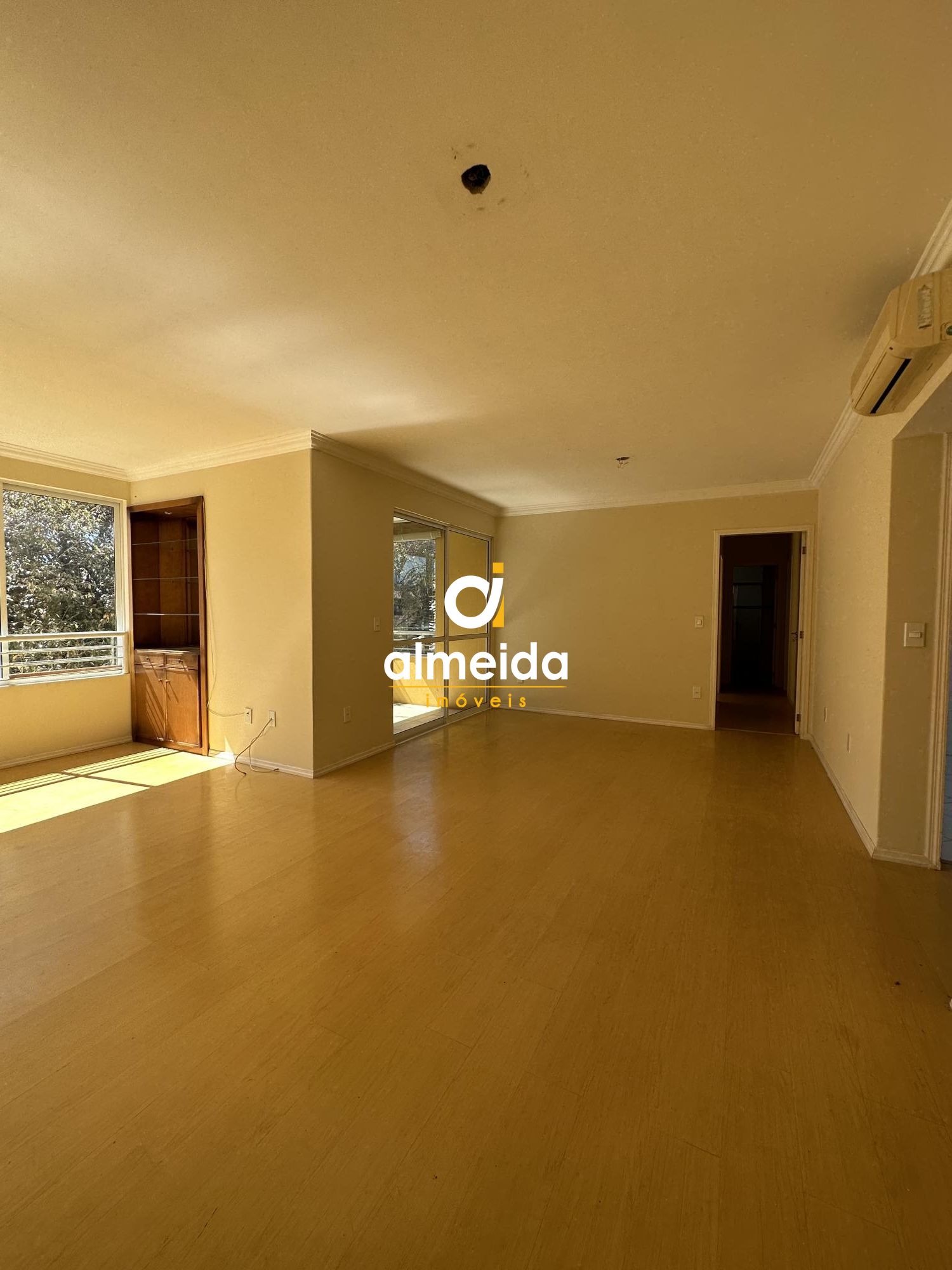 Apartamento à venda com 3 quartos, 126m² - Foto 6