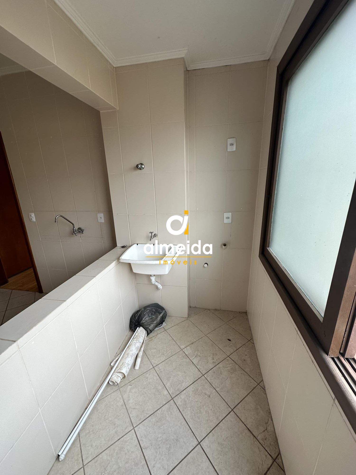 Apartamento à venda com 2 quartos, 65m² - Foto 11