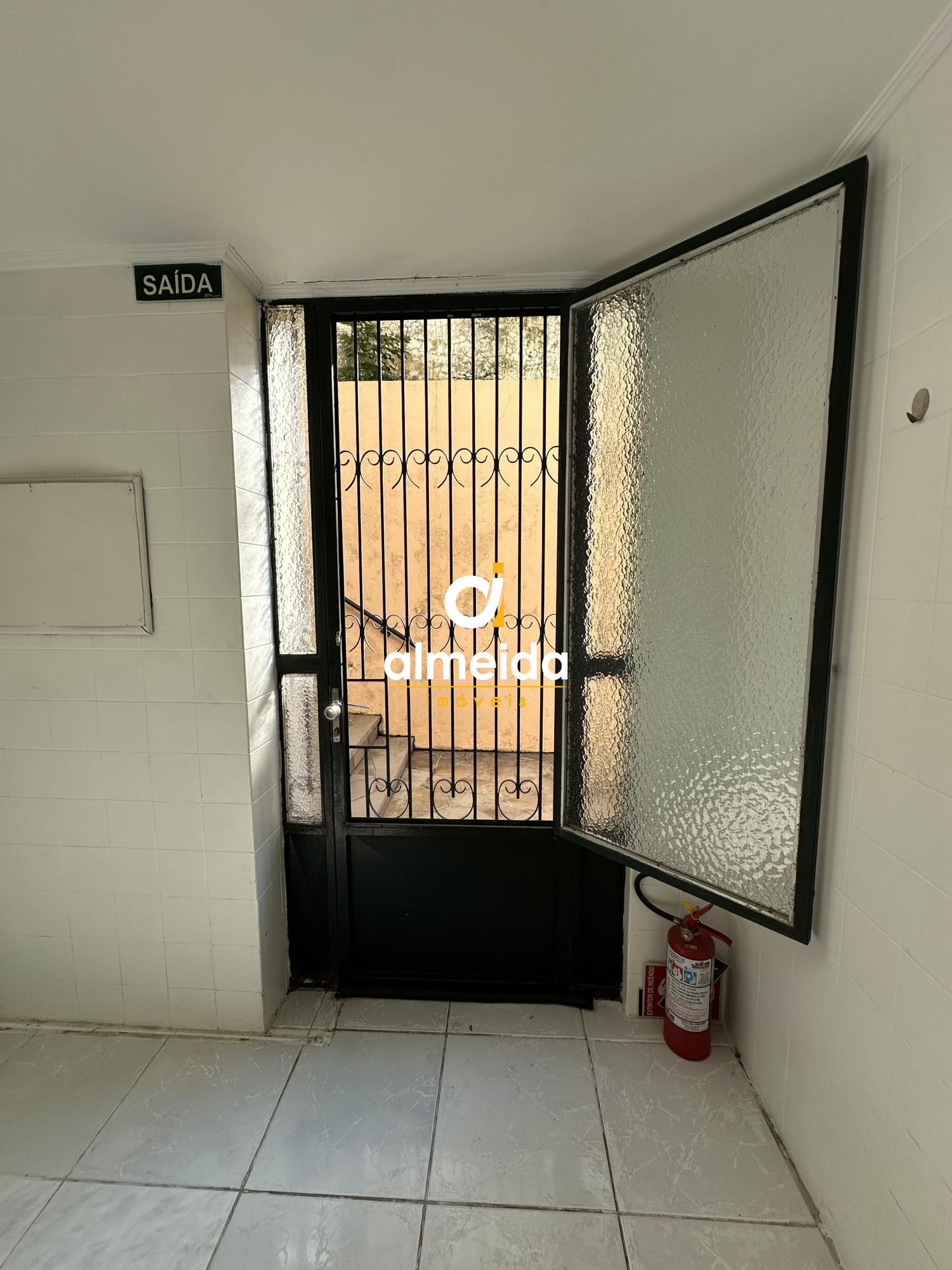 Apartamento para alugar com 1 quarto, 80m² - Foto 13