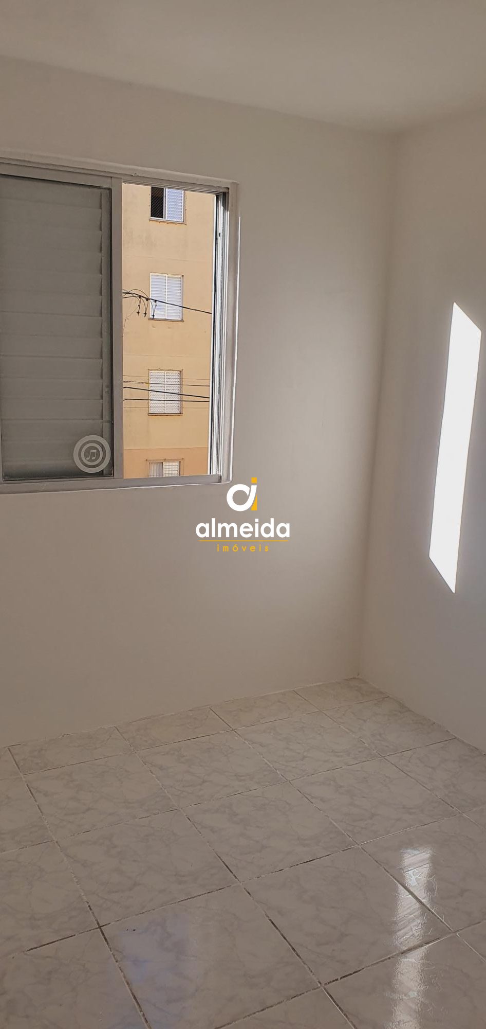 Apartamento à venda com 2 quartos, 38m² - Foto 11