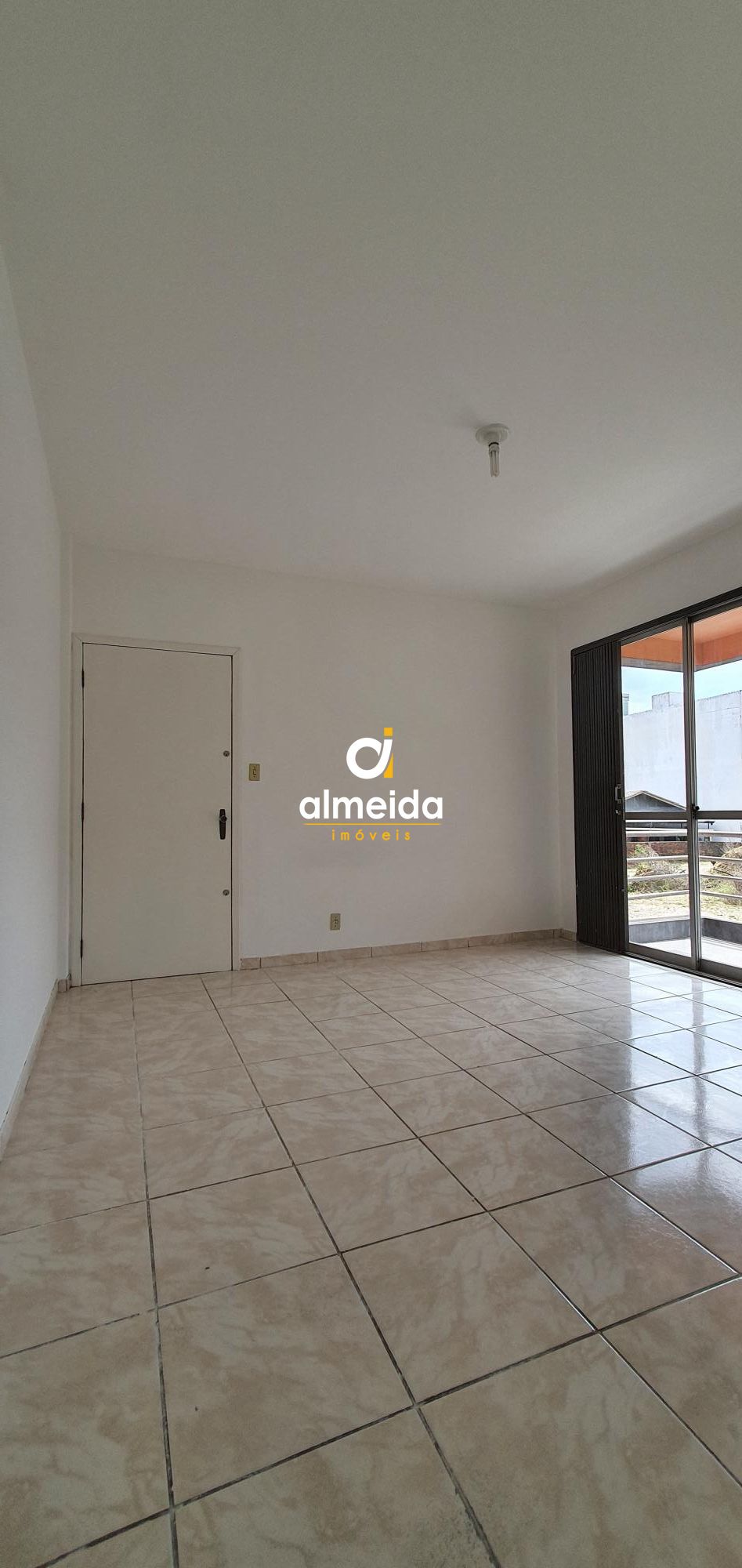Apartamento para alugar  no Centro - Santa Maria, RS. Imóveis